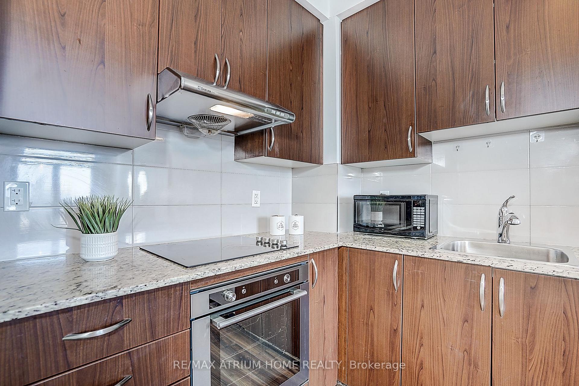 Photo 9 of Unit 810, 55 Ann O'reilly Road, North York, Henry Farm — HOMEH