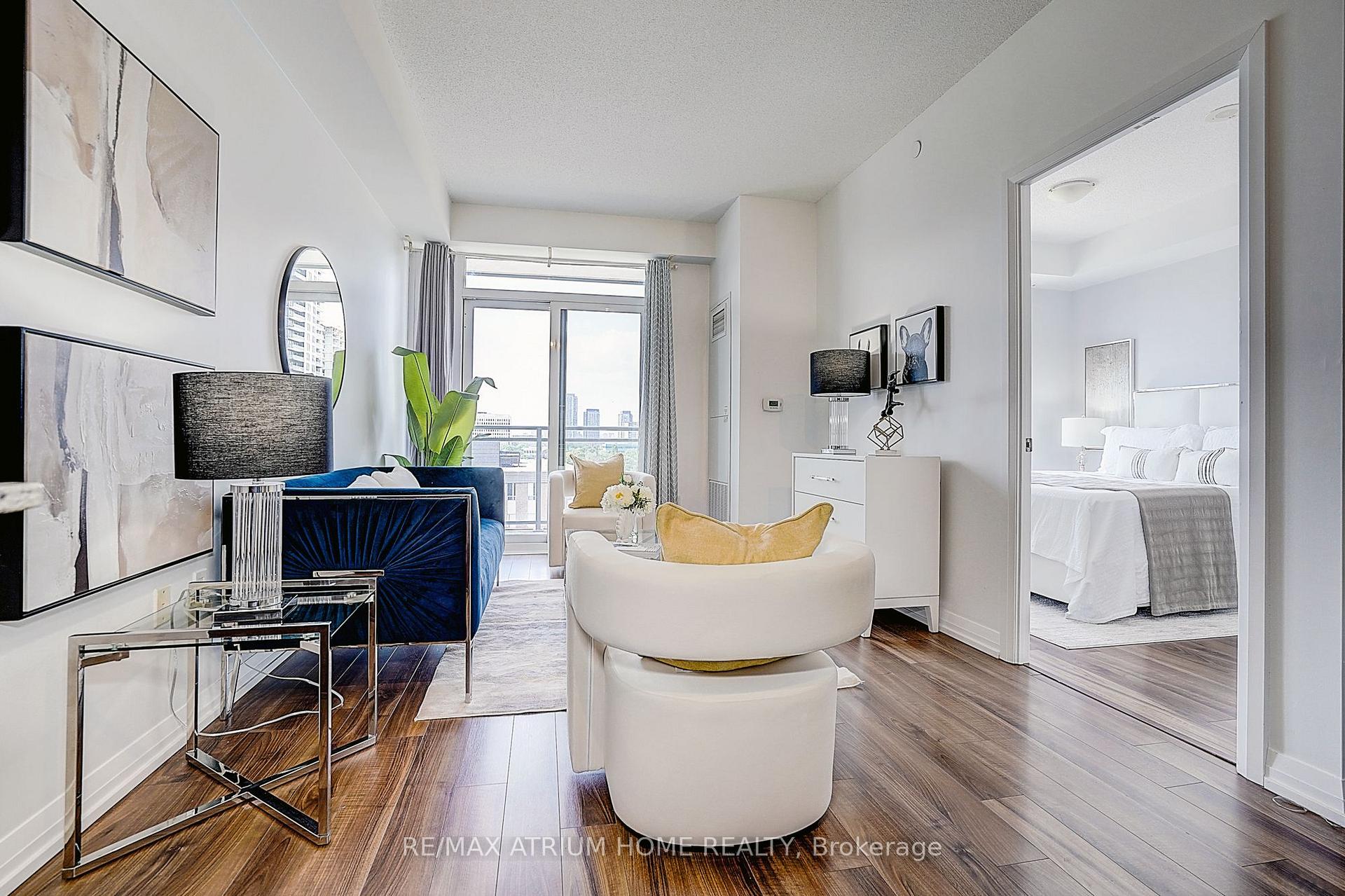 Photo 10 of Unit 810, 55 Ann O'reilly Road, North York, Henry Farm — HOMEH