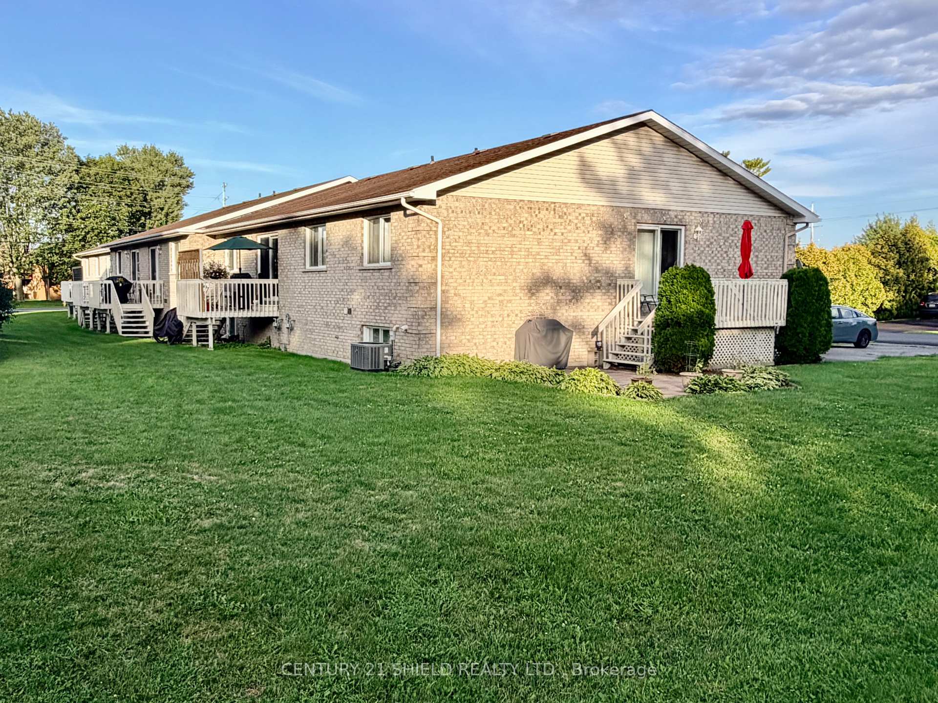 Photo 26 of 19 Simcoe Street, South Stormont, Long Sault — HOMEH