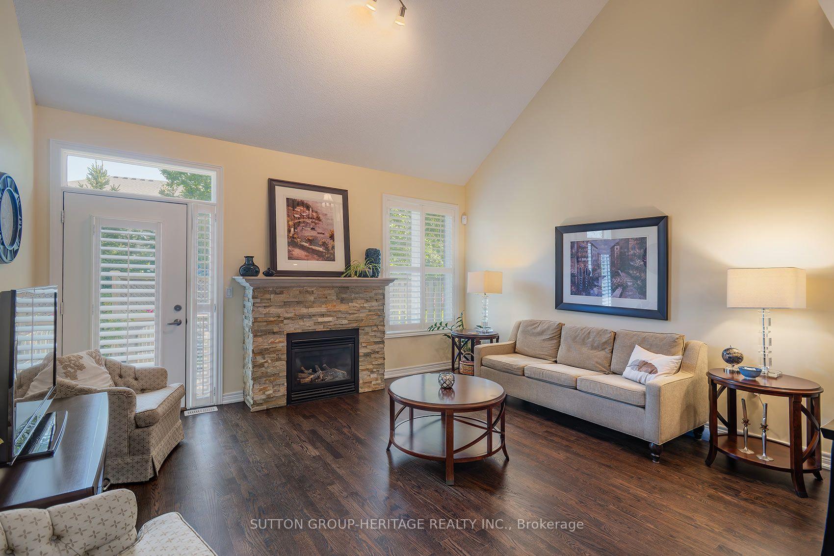 Photo 9 of Unit 160, 2120 Itabashi Way, Burlington, Tansley — HOMEH