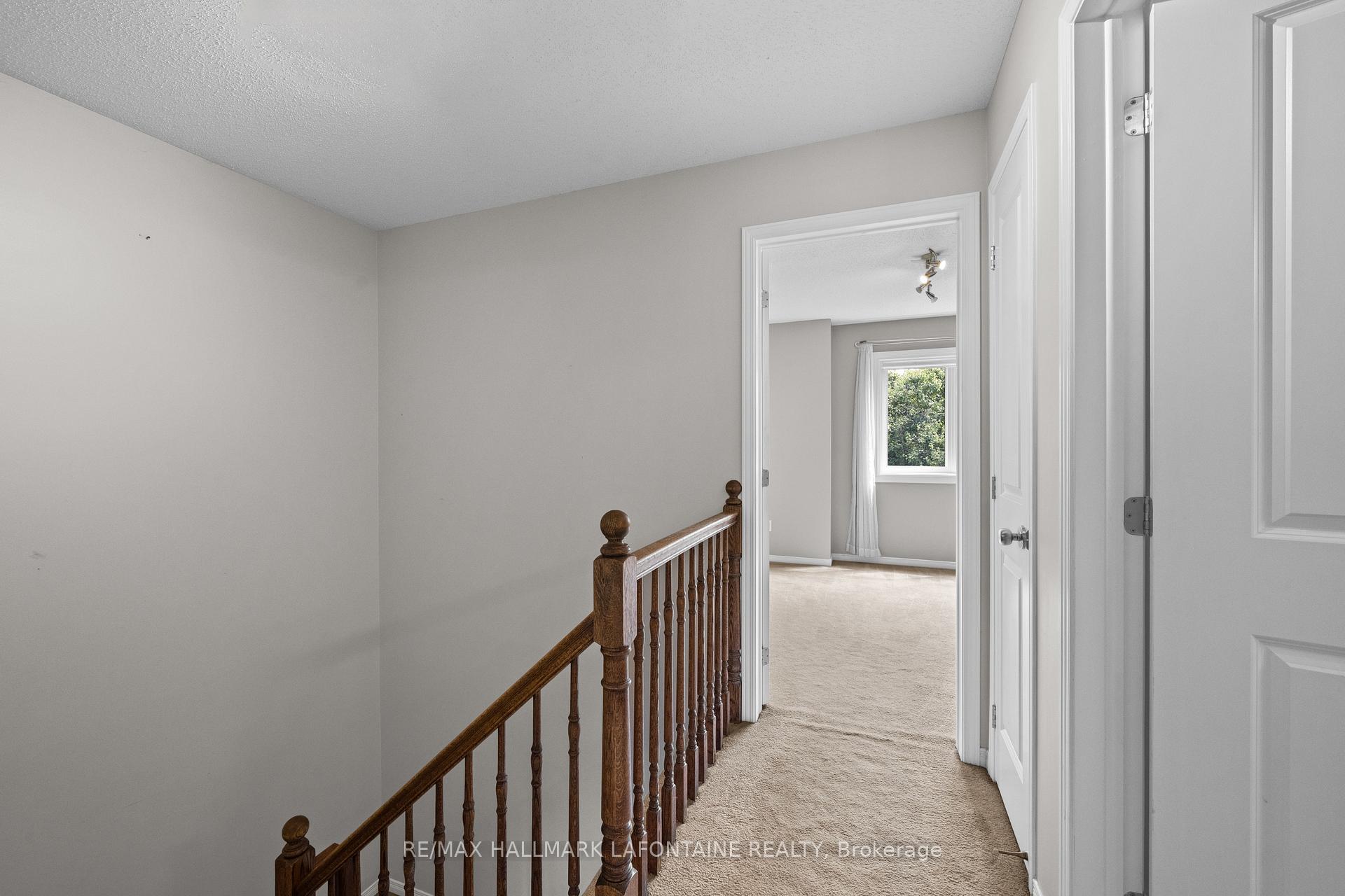 Photo 26 of 556 Burleigh Private, Ottawa, Cyrville — HOMEH