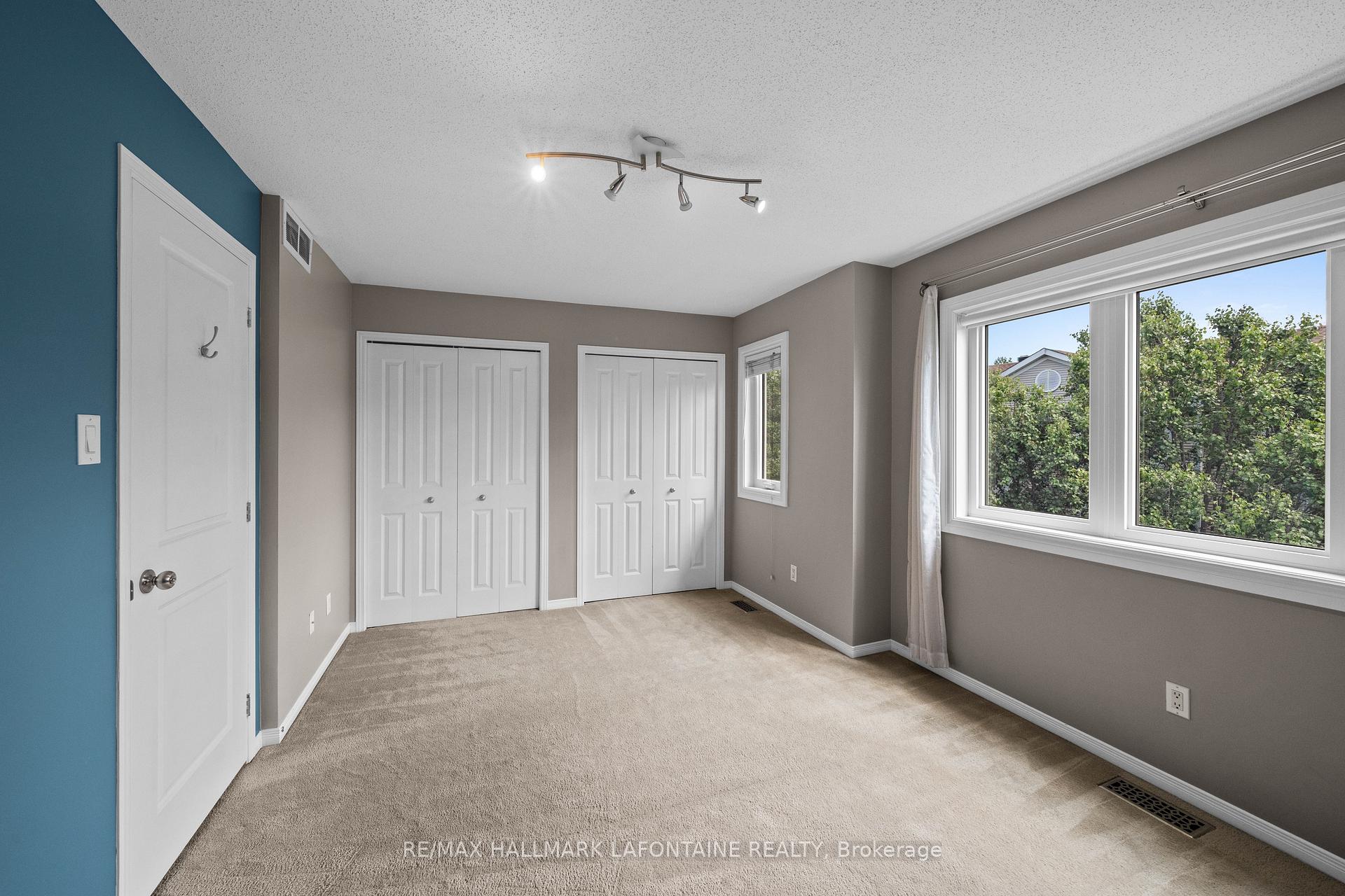 Photo 28 of 556 Burleigh Private, Ottawa, Cyrville — HOMEH