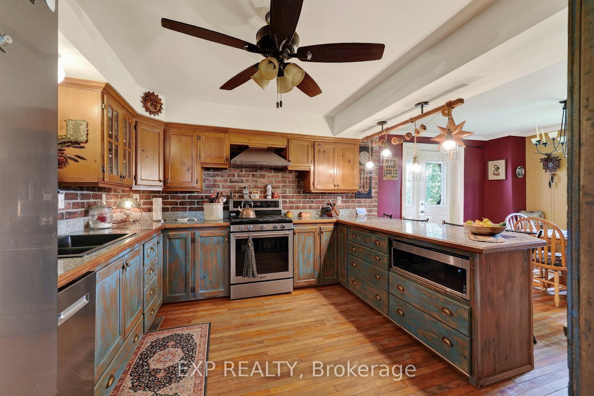 Photo 14 of 4297 County Rd 12, South Stormont, South Stormont (Osnabruck) Twp — HOMEH