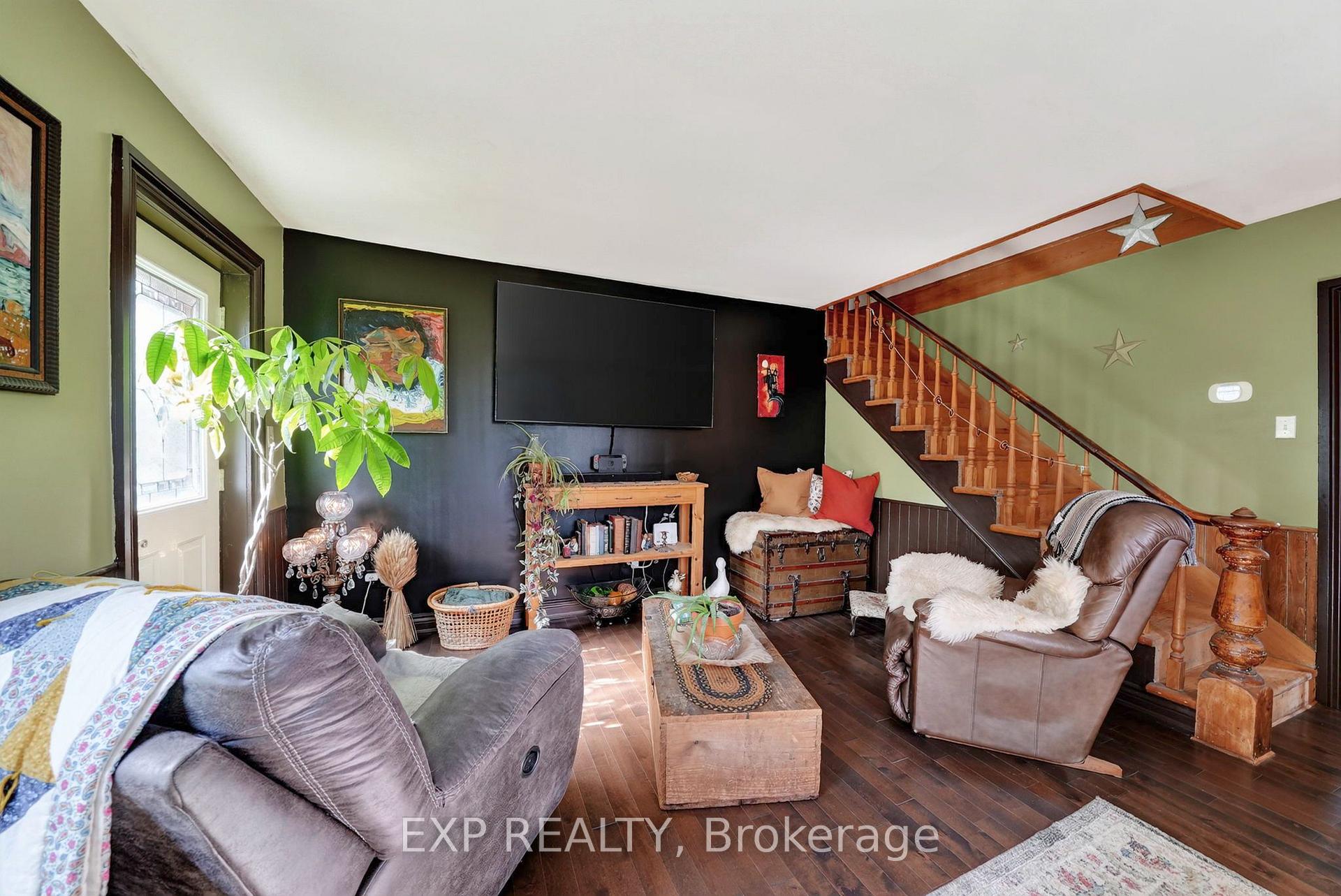 Photo 19 of 4297 County Rd 12, South Stormont, South Stormont (Osnabruck) Twp — HOMEH