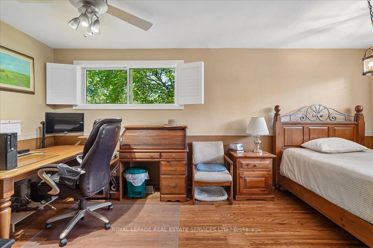 Photo 20 of 1309 Warwick Avenue, Oakville, West — HOMEH