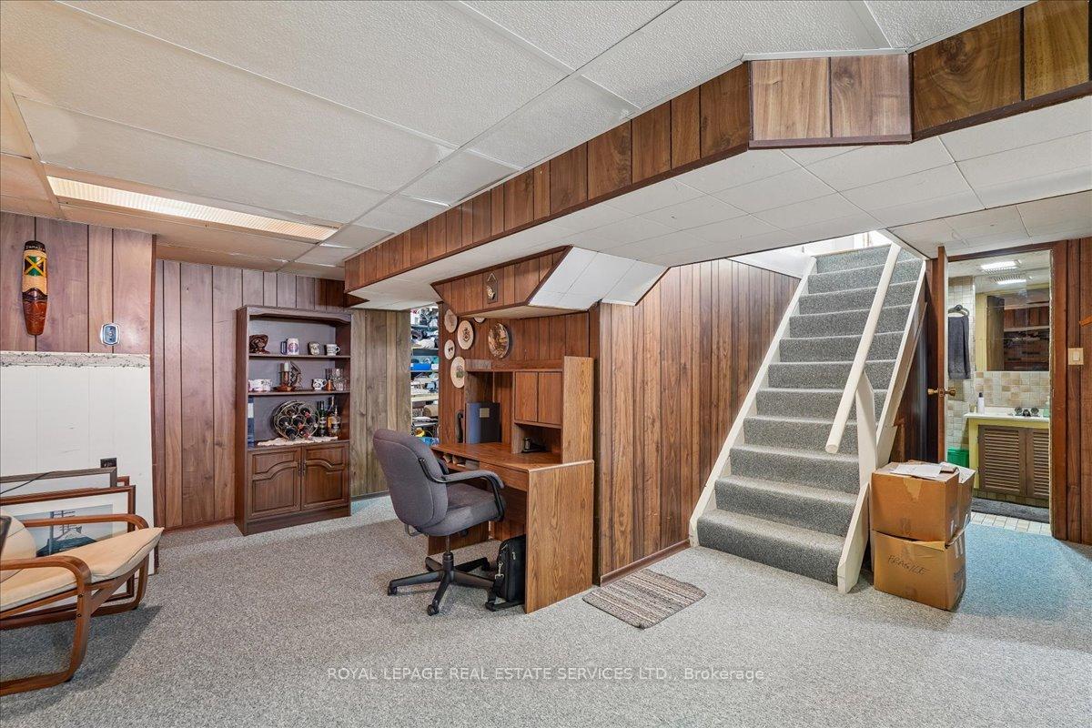 Photo 28 of 1309 Warwick Avenue, Oakville, West — HOMEH
