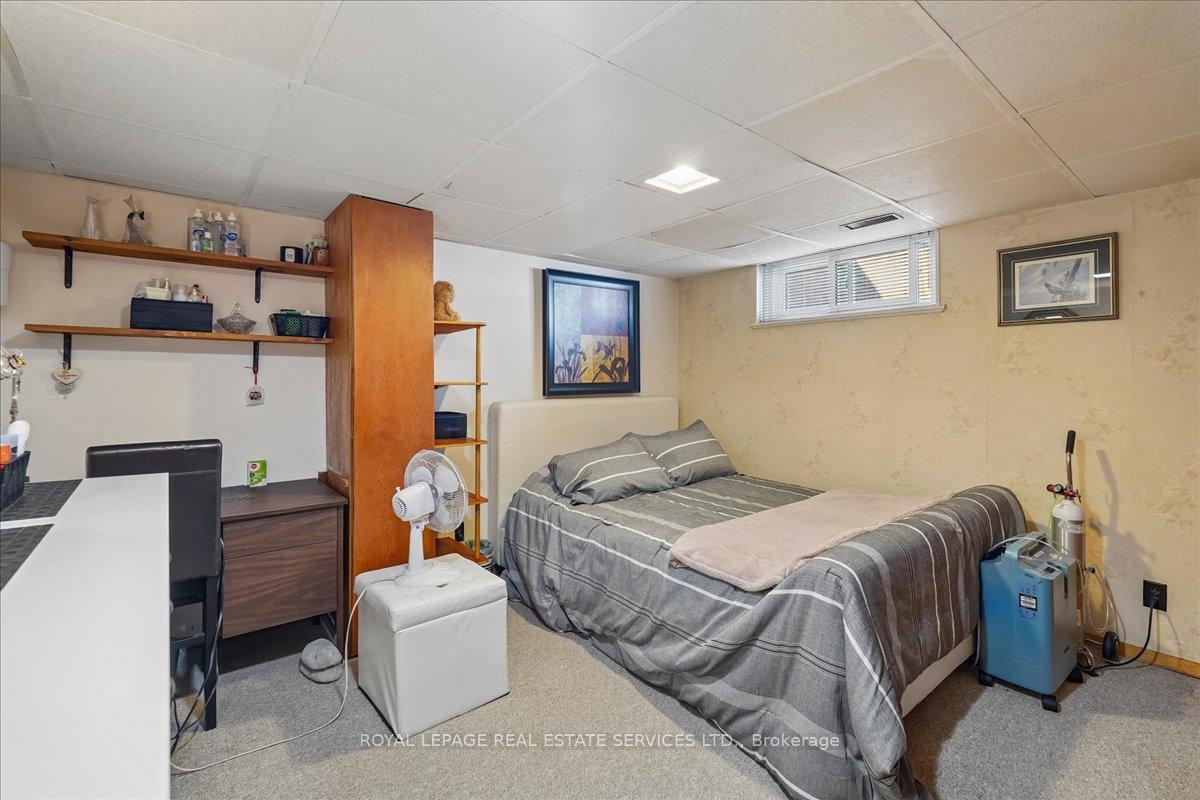 Photo 30 of 1309 Warwick Avenue, Oakville, West — HOMEH