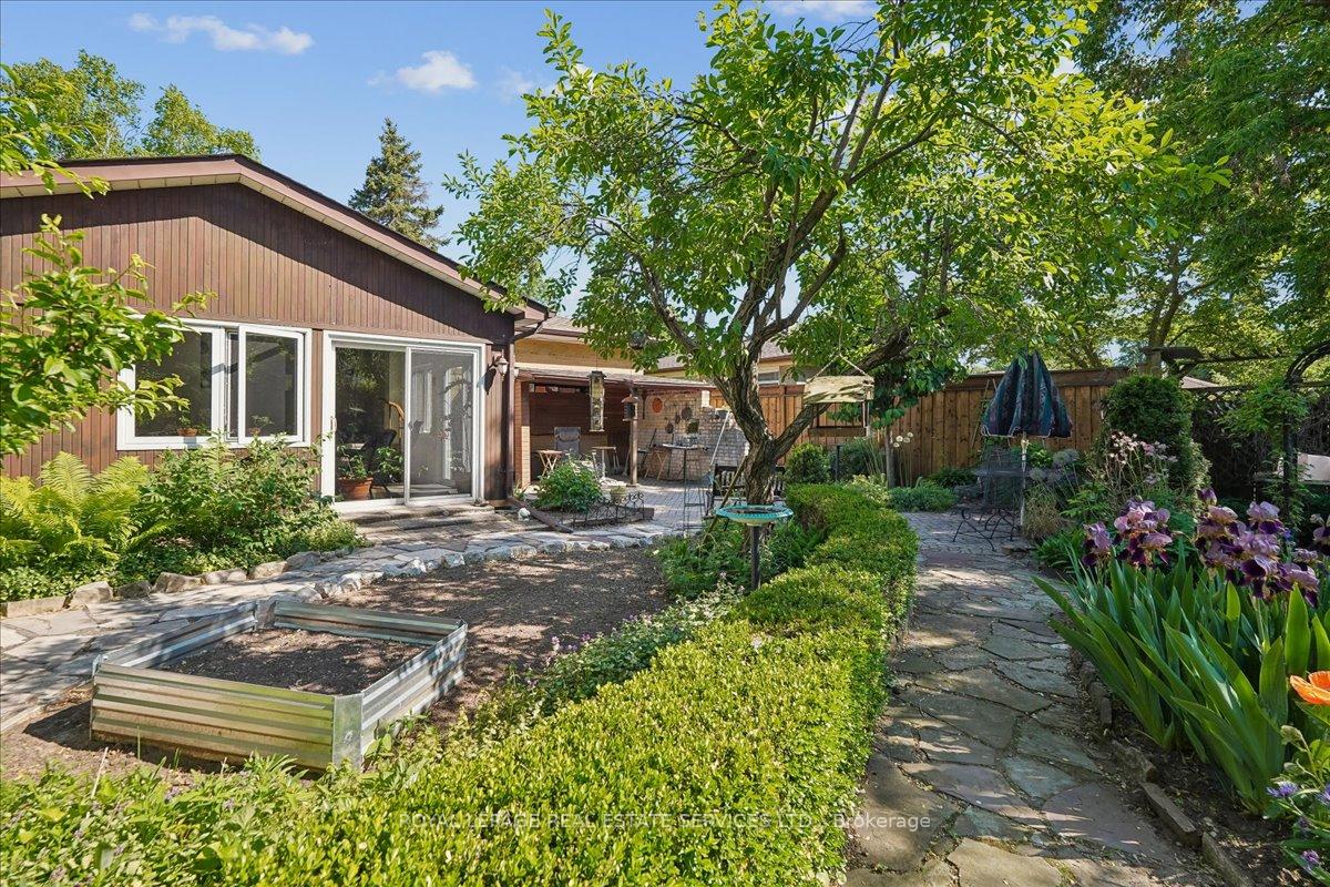 Photo 40 of 1309 Warwick Avenue, Oakville, West — HOMEH