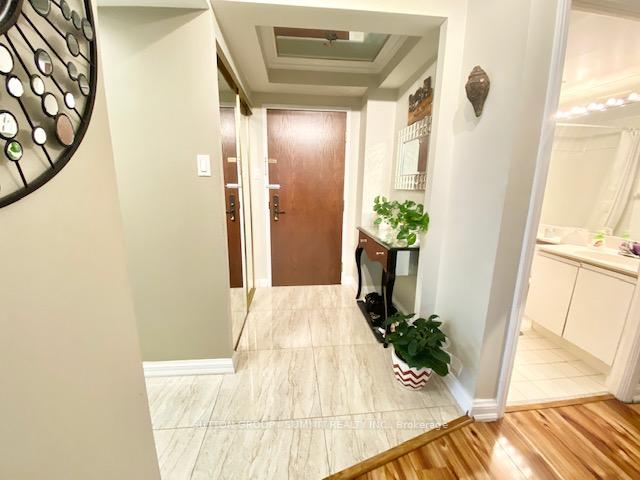 Photo 7 of Unit 1209, 24 Hanover Road, Brampton, Queen Street Corridor — HOMEH