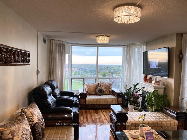 Photo 8 of Unit 1209, 24 Hanover Road, Brampton, Queen Street Corridor — HOMEH