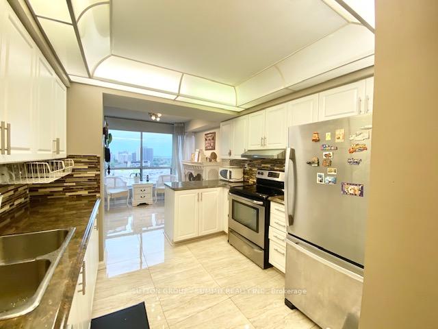 Photo 11 of Unit 1209, 24 Hanover Road, Brampton, Queen Street Corridor — HOMEH