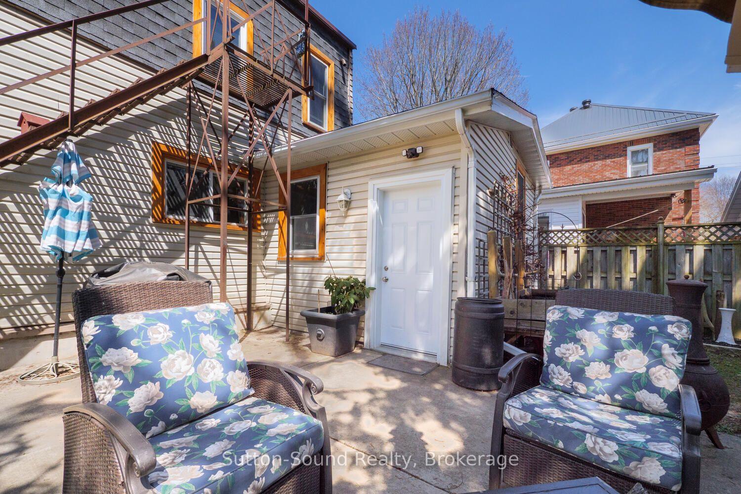 Photo 18 of 155 5th A Street E, Owen Sound — HOMEH