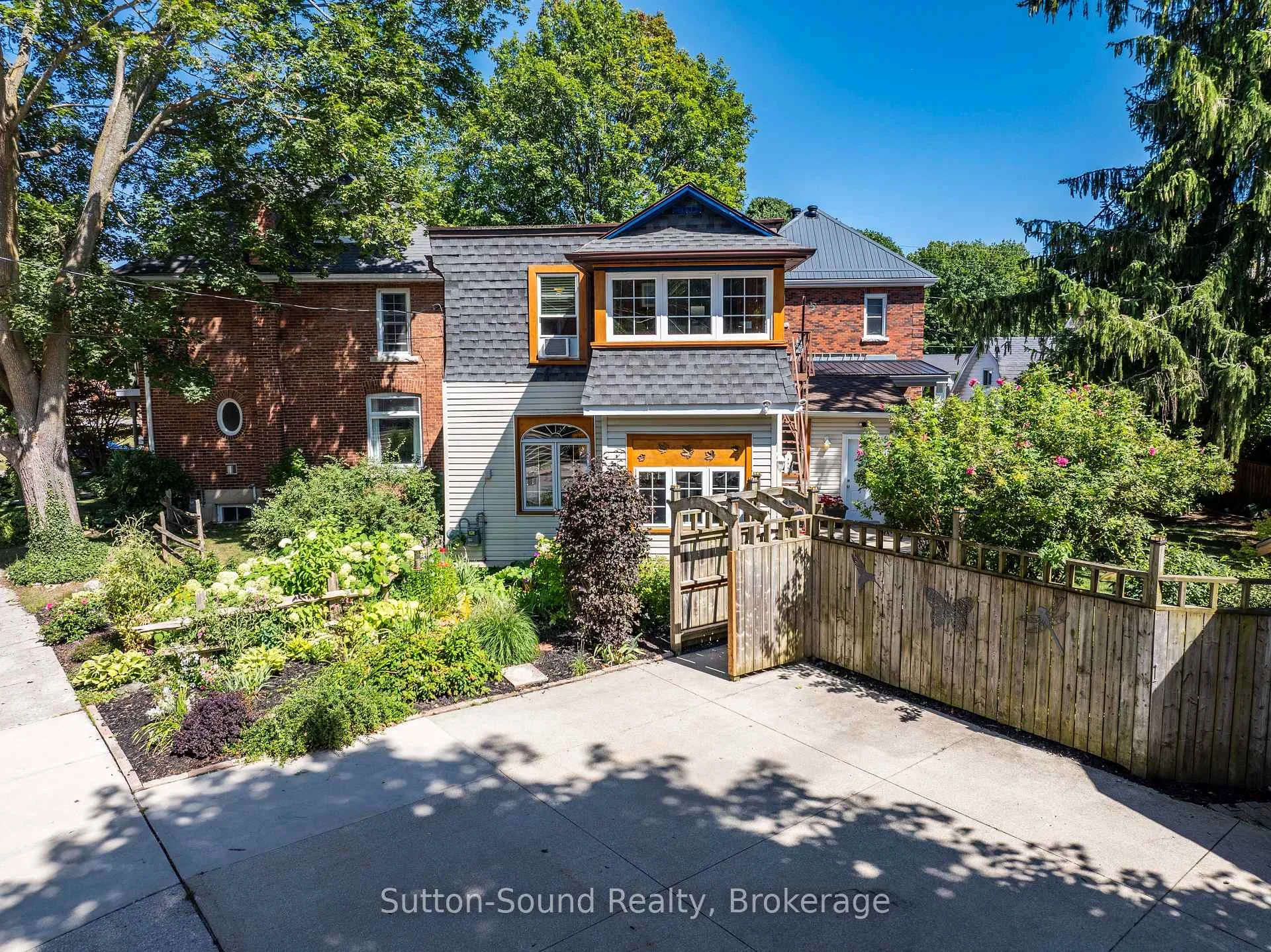 Photo 4 of 155 5th A Street E, Owen Sound — HOMEH