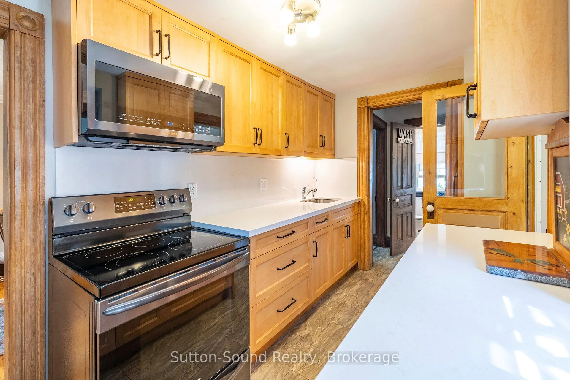 Photo 37 of 155 5th A Street E, Owen Sound — HOMEH