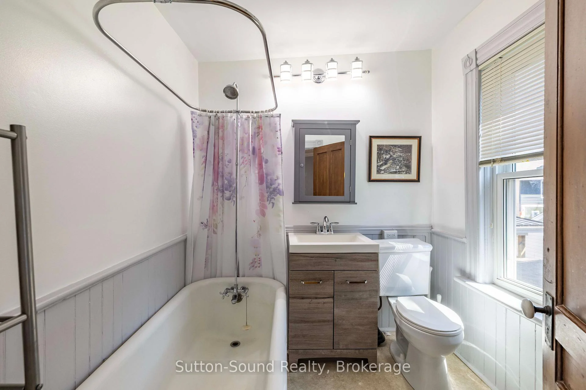Photo 68 of 155 5th A Street E, Owen Sound — HOMEH