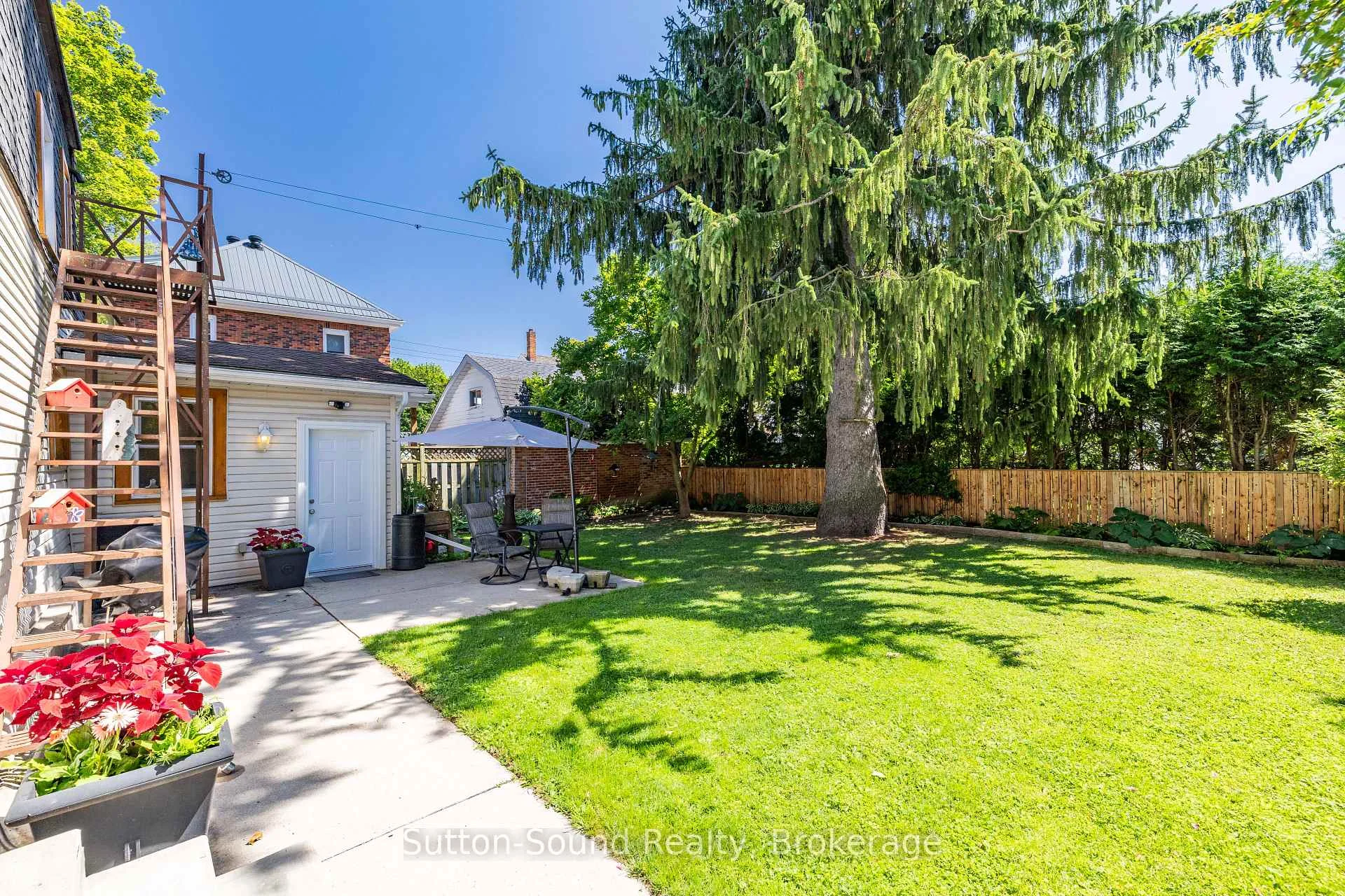 Photo 70 of 155 5th A Street E, Owen Sound — HOMEH