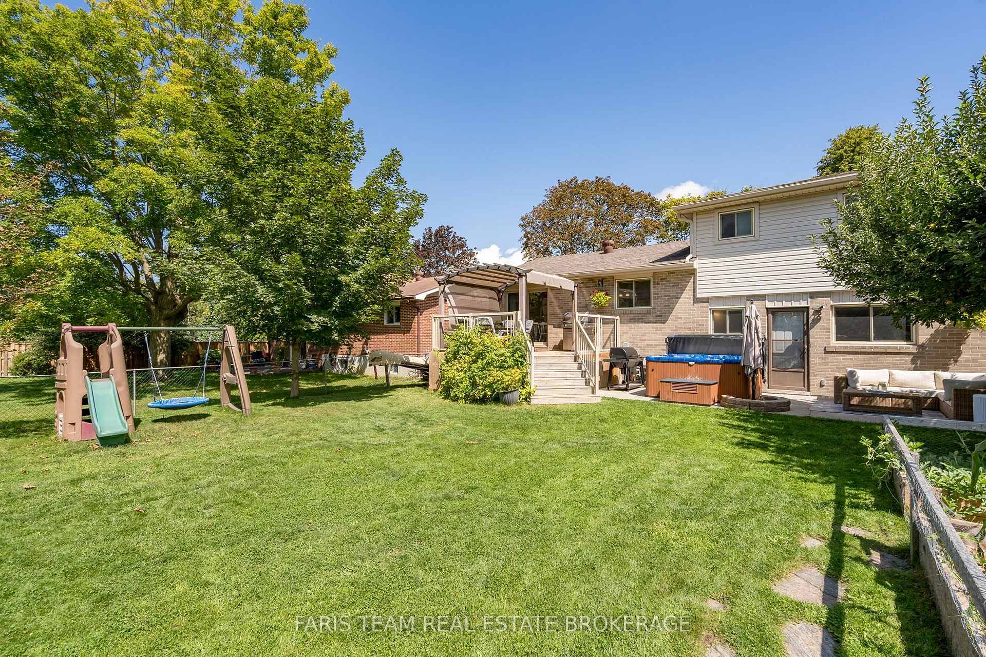 Photo 31 of 42 Briar Road, Barrie, Allandale Heights — HOMEH