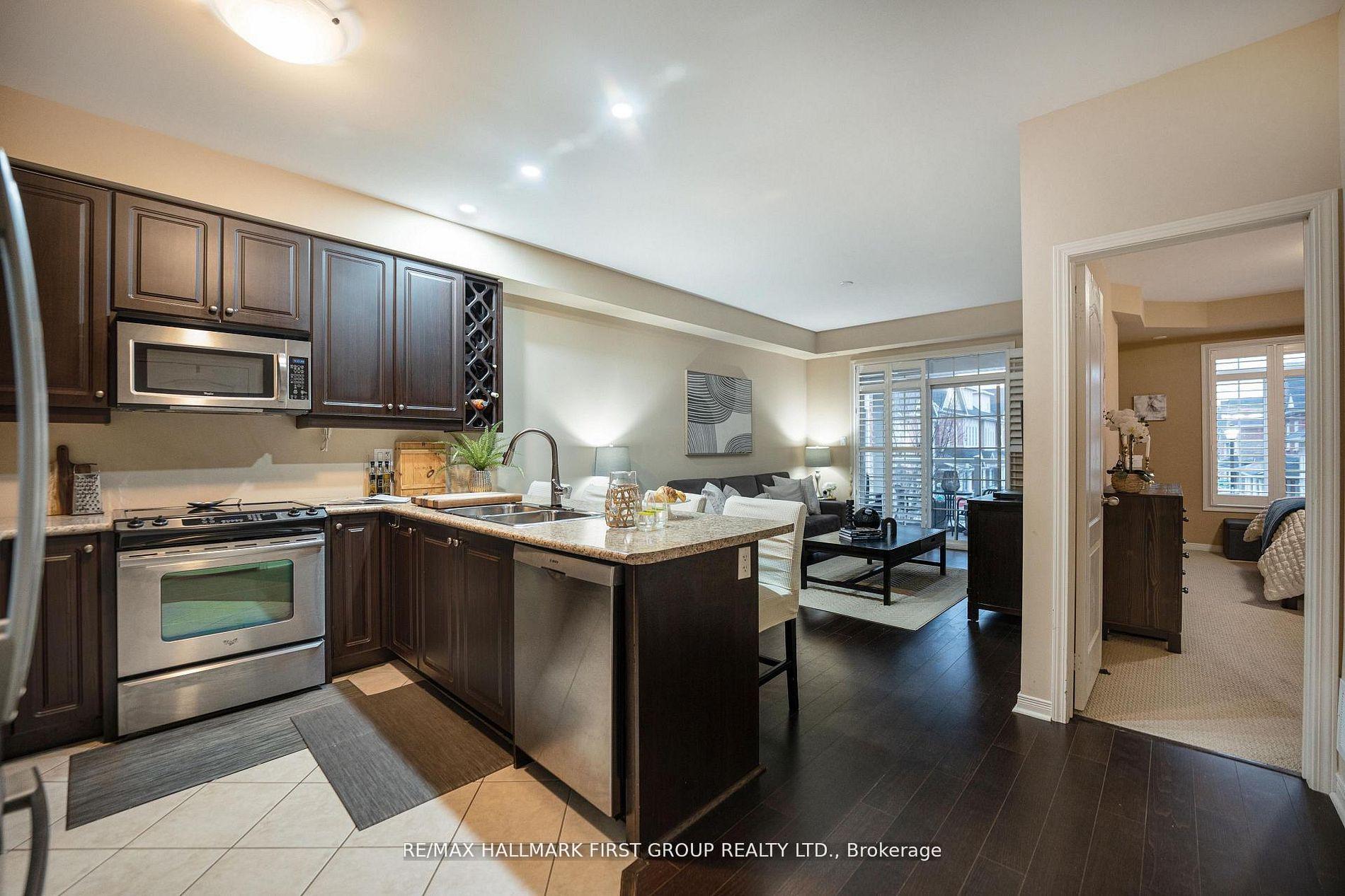 Photo 5 of 70 Lovegrove Lane, Ajax, Central — HOMEH