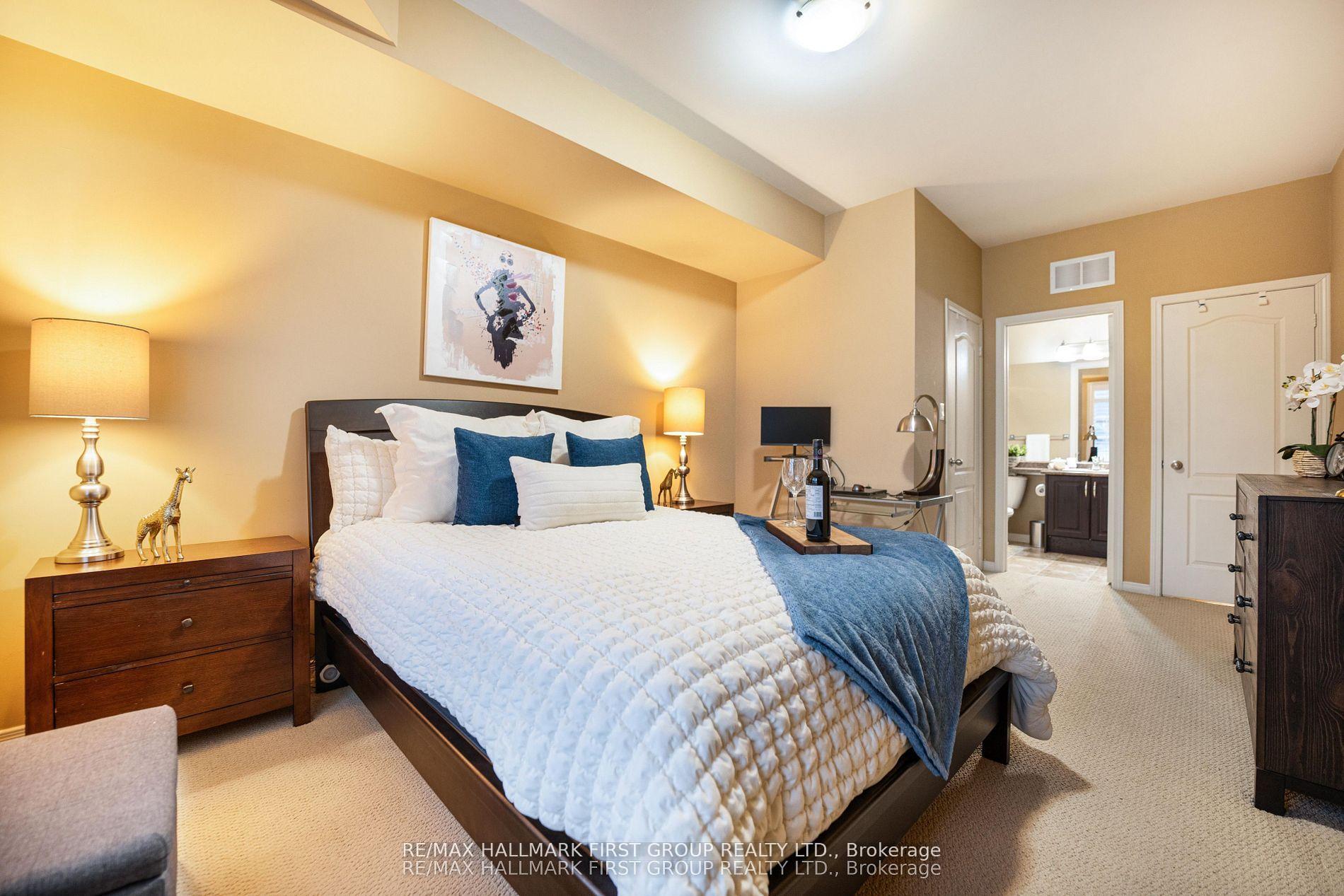 Photo 15 of 70 Lovegrove Lane, Ajax, Central — HOMEH