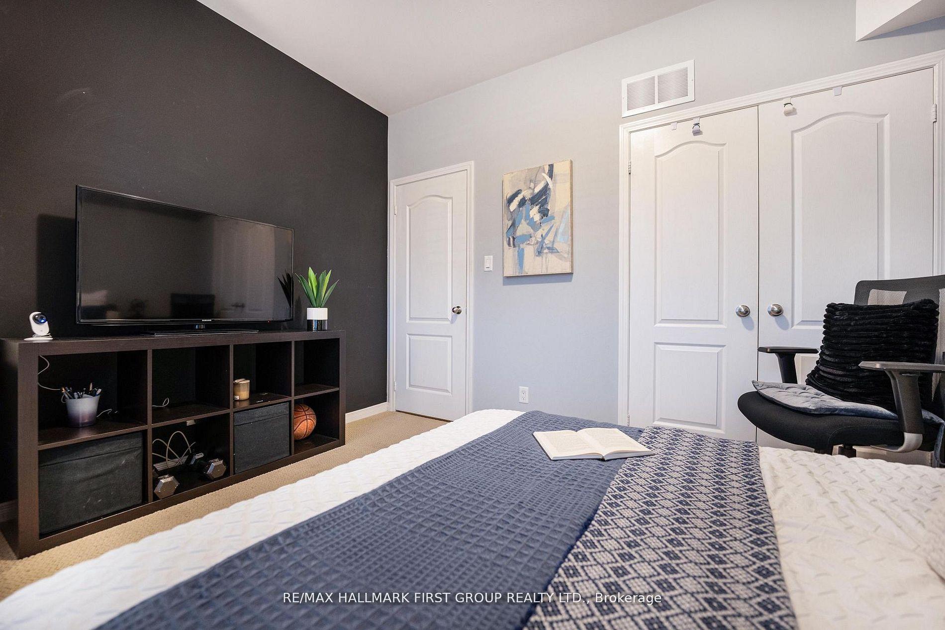 Photo 22 of 70 Lovegrove Lane, Ajax, Central — HOMEH