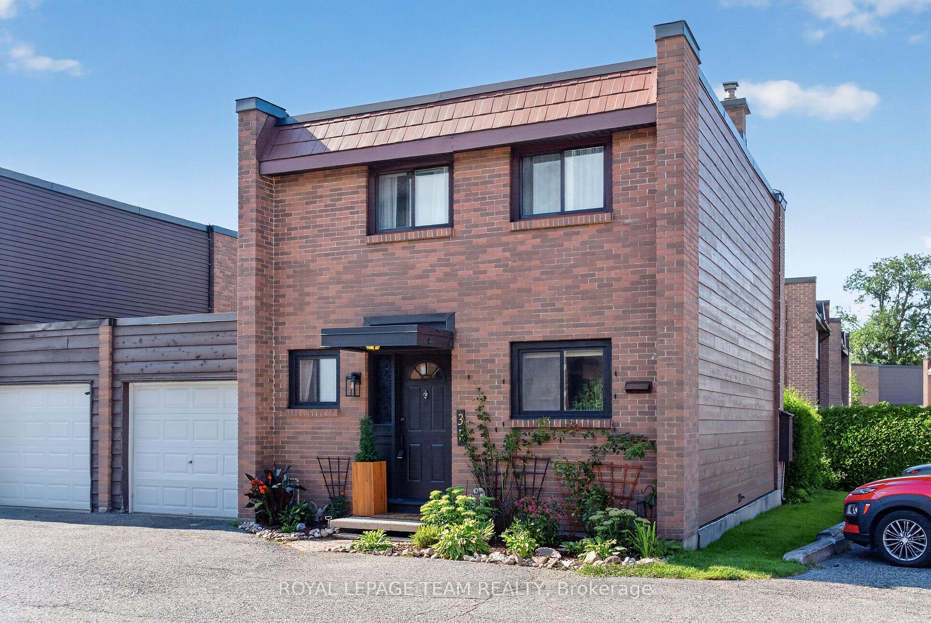 Photo 2 of Unit F, 3 Arnold Drive, Ottawa, Arbeatha Park — HOMEH