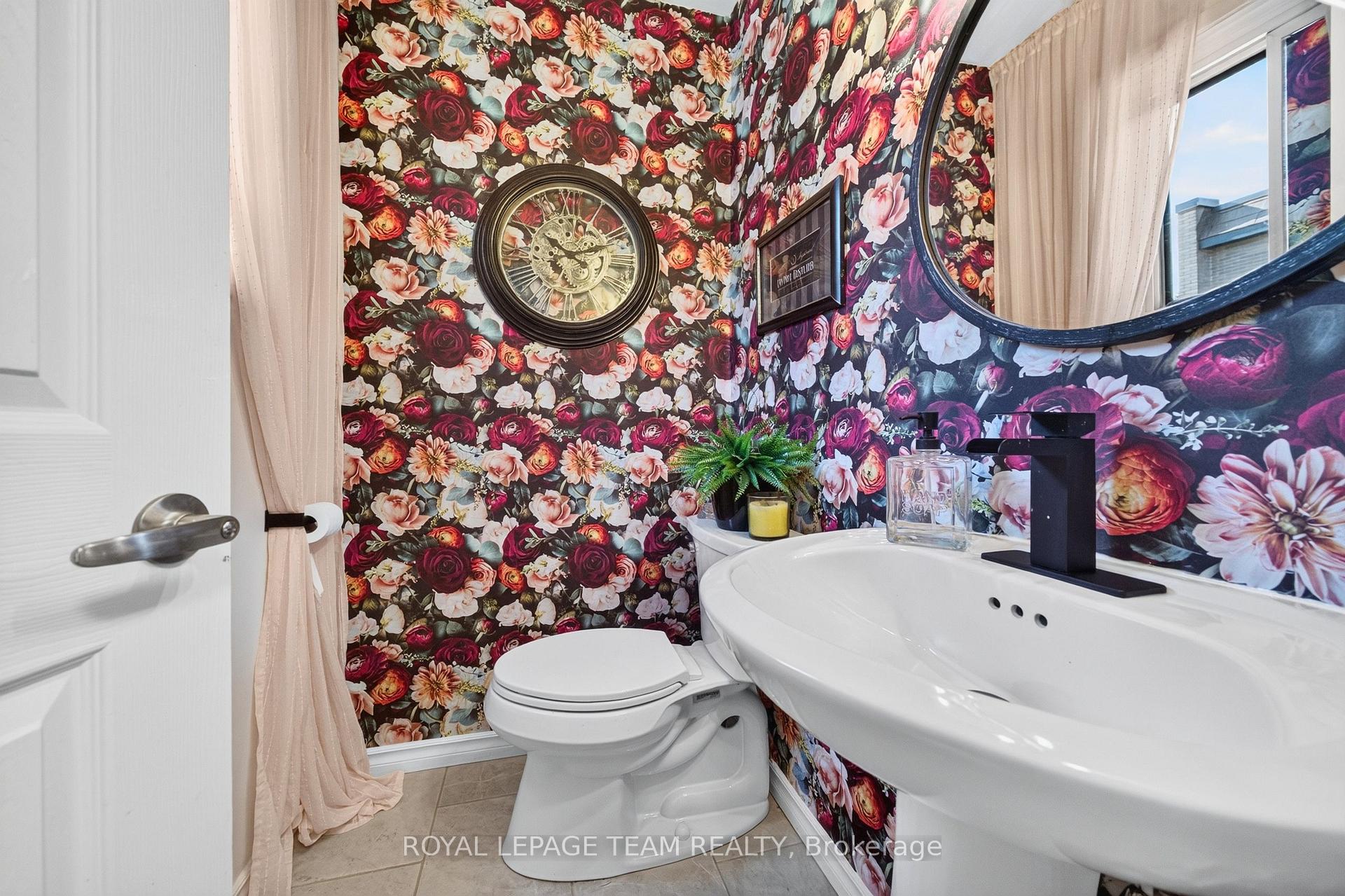 Photo 7 of Unit F, 3 Arnold Drive, Ottawa, Arbeatha Park — HOMEH