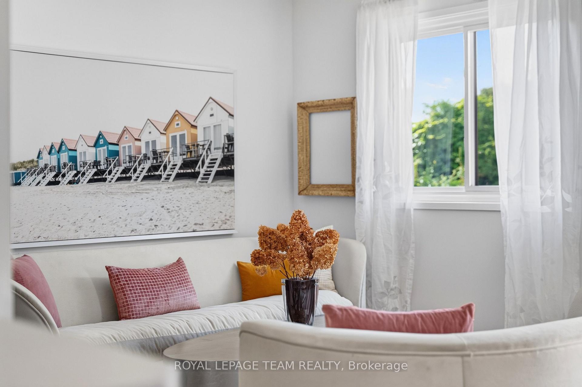 Photo 10 of Unit F, 3 Arnold Drive, Ottawa, Arbeatha Park — HOMEH
