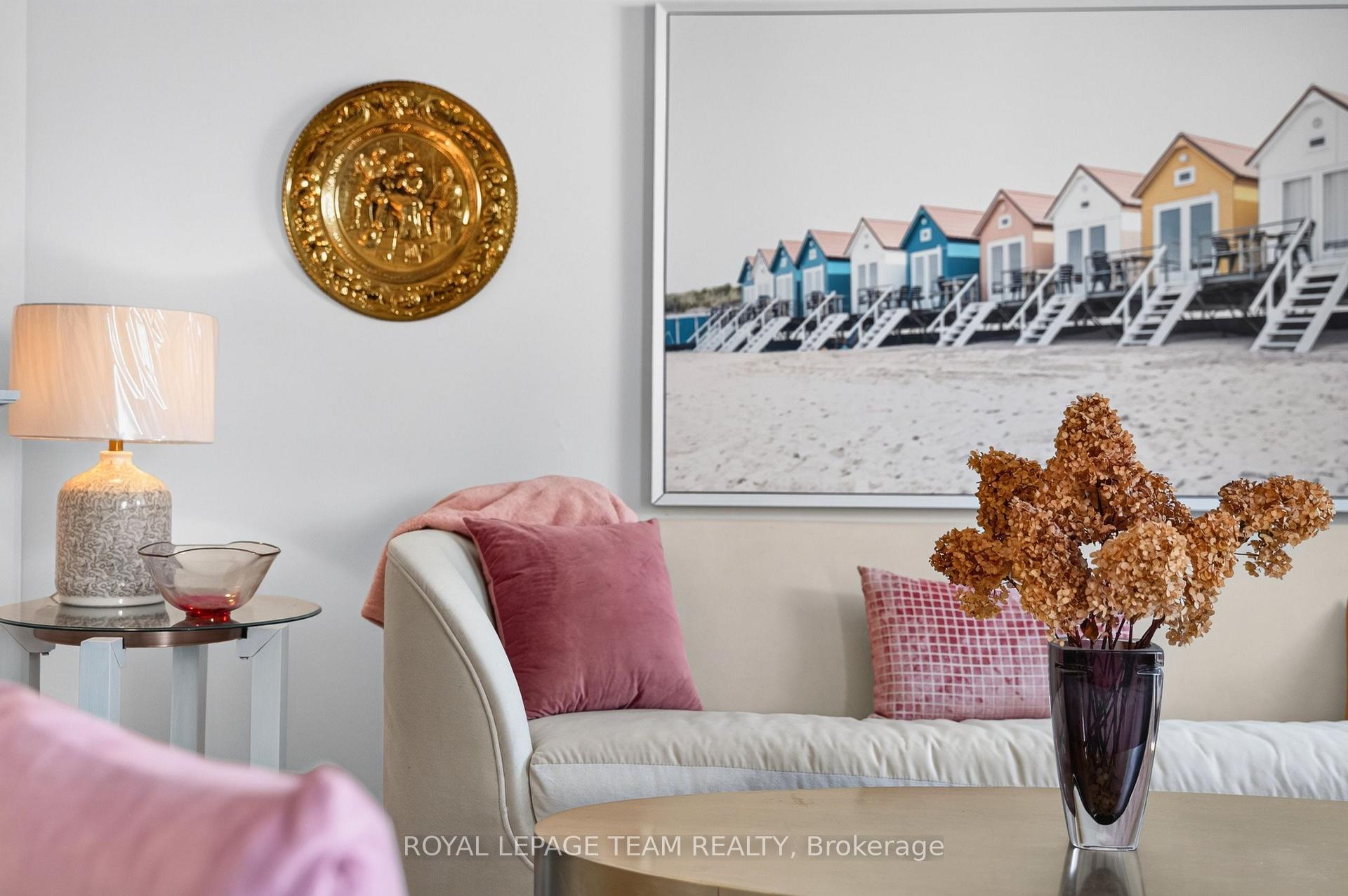 Photo 12 of Unit F, 3 Arnold Drive, Ottawa, Arbeatha Park — HOMEH