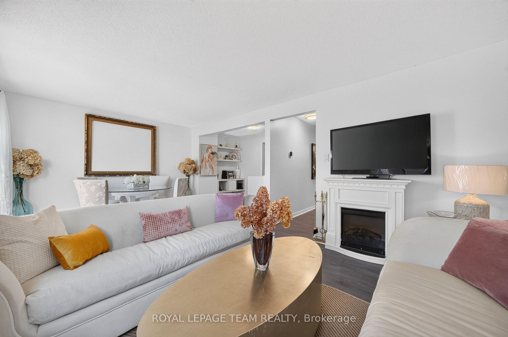 Photo 14 of Unit F, 3 Arnold Drive, Ottawa, Arbeatha Park — HOMEH