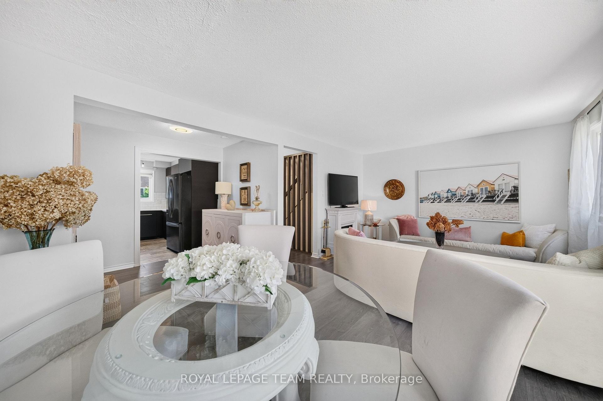 Photo 19 of Unit F, 3 Arnold Drive, Ottawa, Arbeatha Park — HOMEH