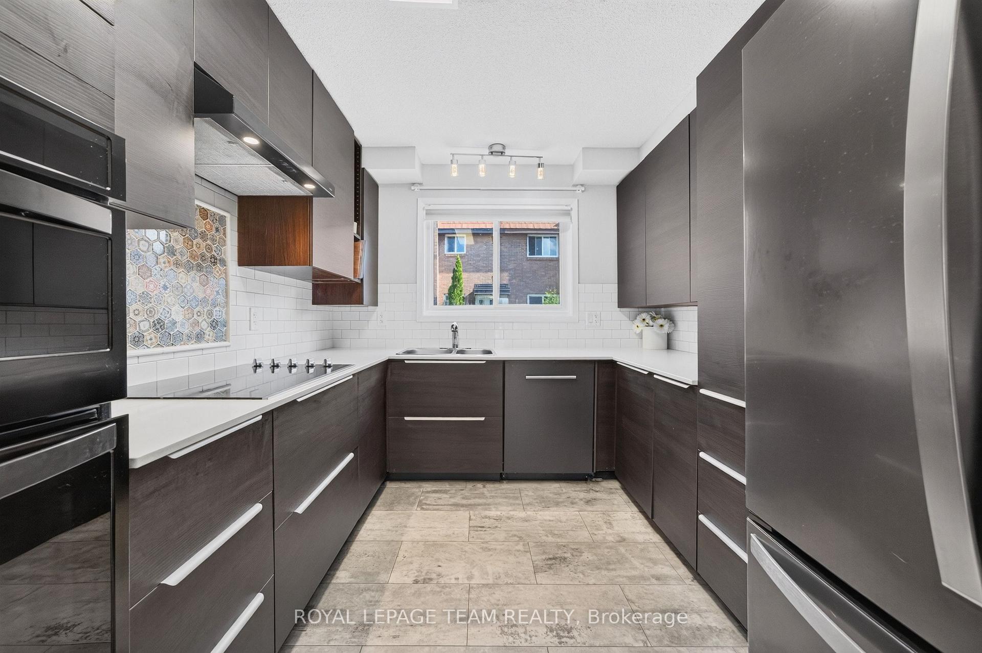 Photo 23 of Unit F, 3 Arnold Drive, Ottawa, Arbeatha Park — HOMEH