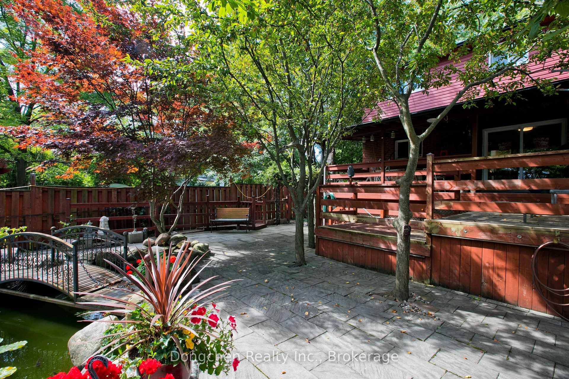 Photo 12 of 603 Park Cres E, Pickering, West Shore — HOMEH