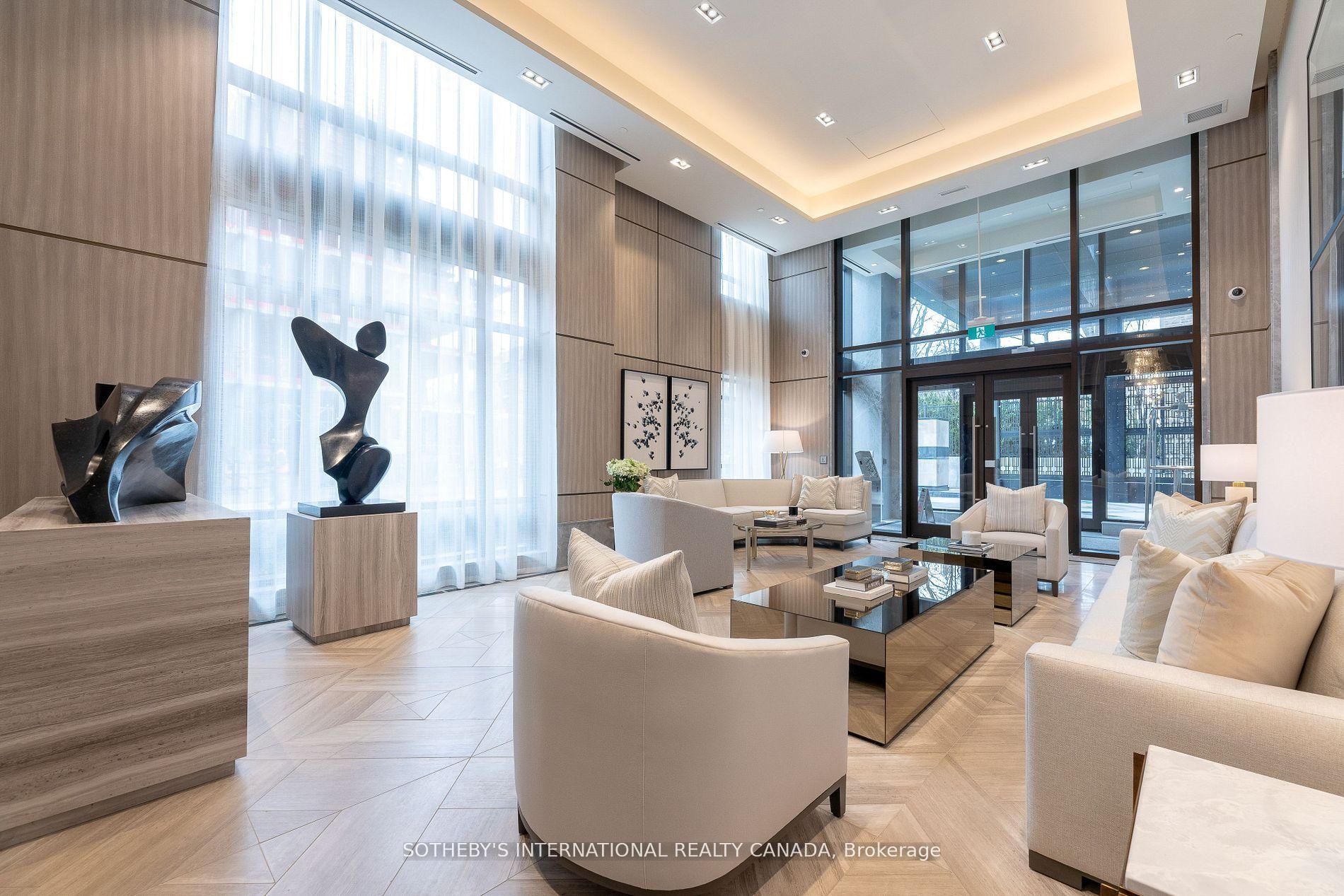 Photo 7 of Unit 404, 1 Forest Hill Road, Toronto, Casa Loma — HOMEH