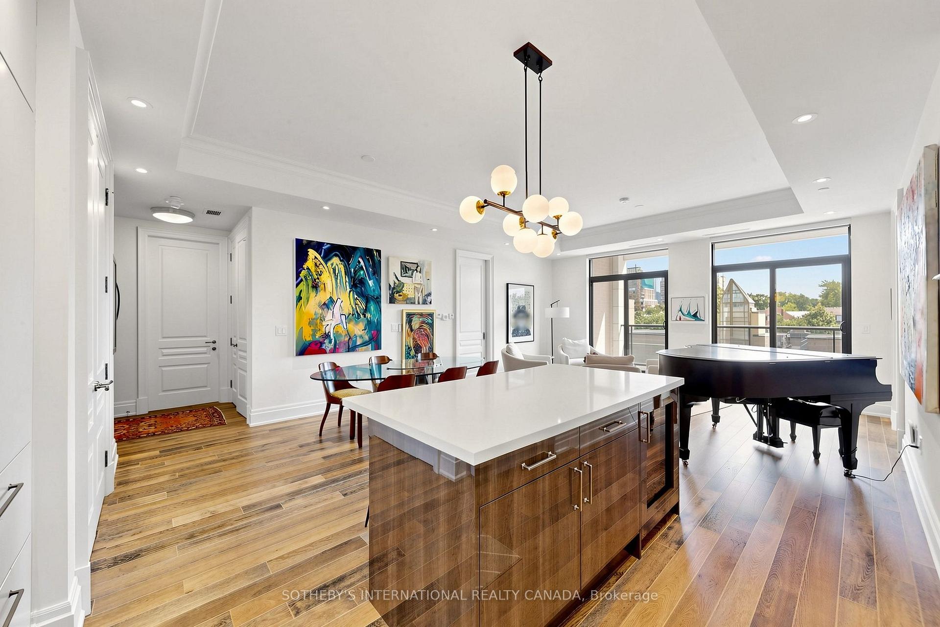 Photo 10 of Unit 404, 1 Forest Hill Road, Toronto, Casa Loma — HOMEH