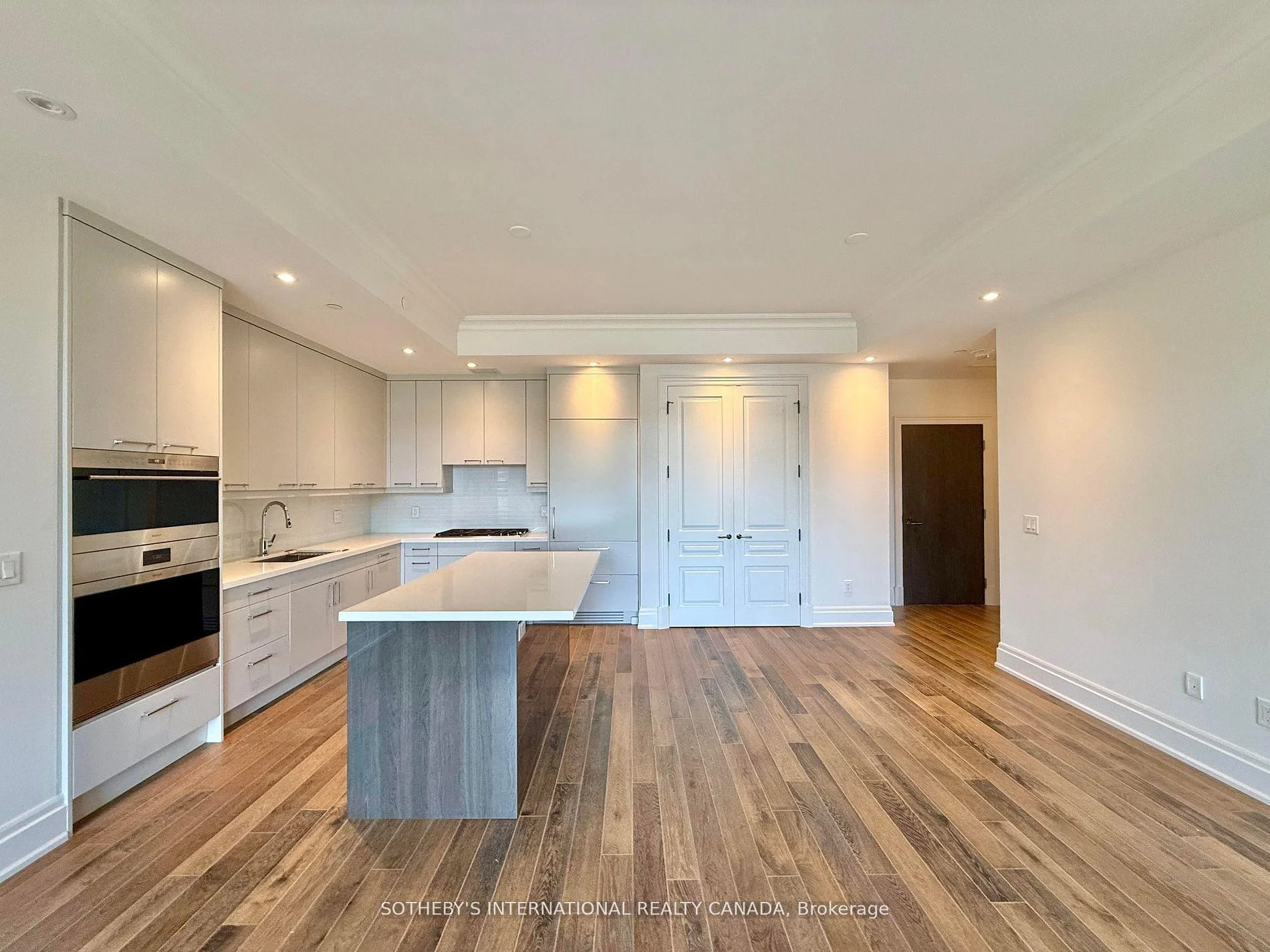 Photo 13 of Unit 404, 1 Forest Hill Road, Toronto, Casa Loma — HOMEH