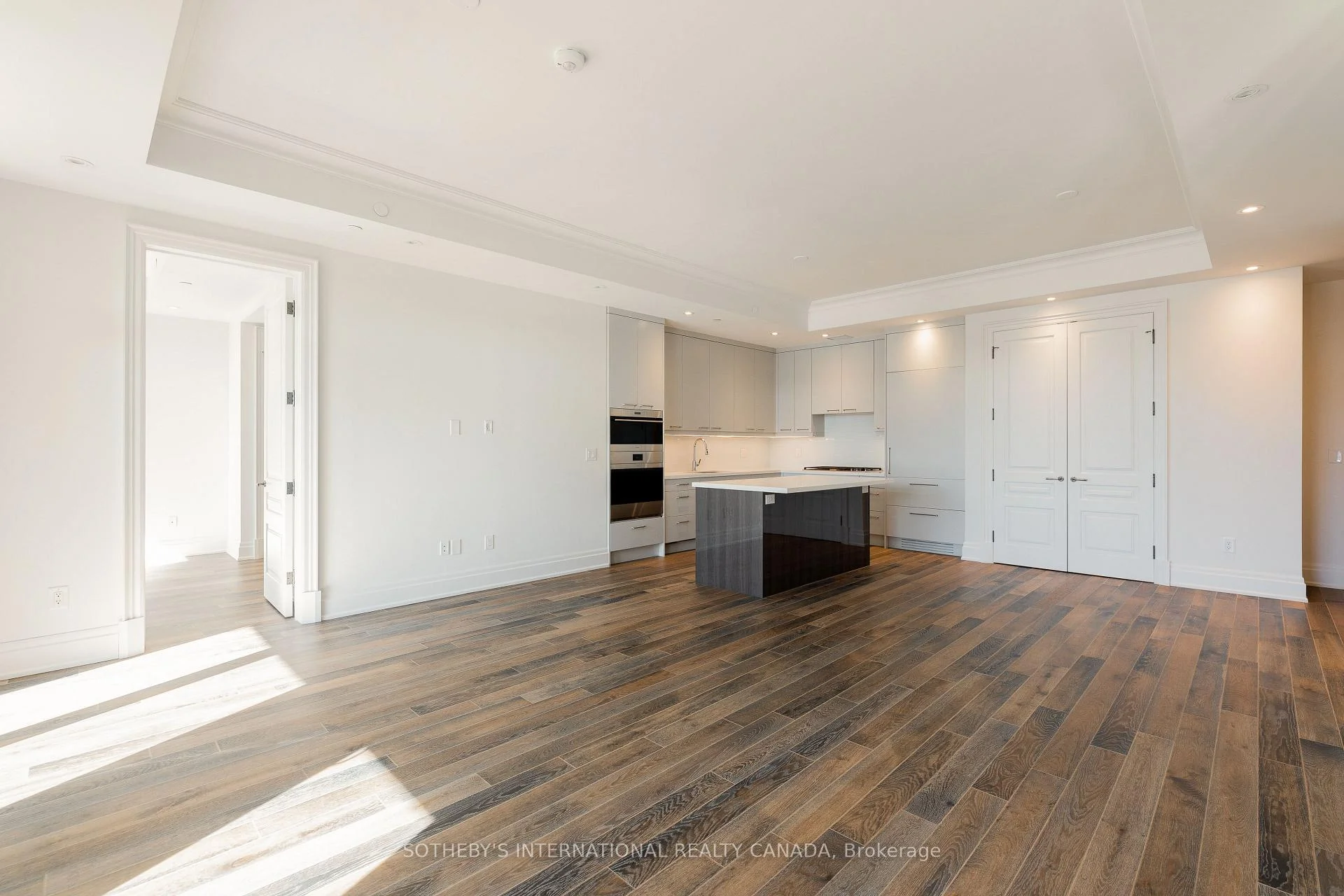 Photo 30 of Unit 404, 1 Forest Hill Road, Toronto, Casa Loma — HOMEH