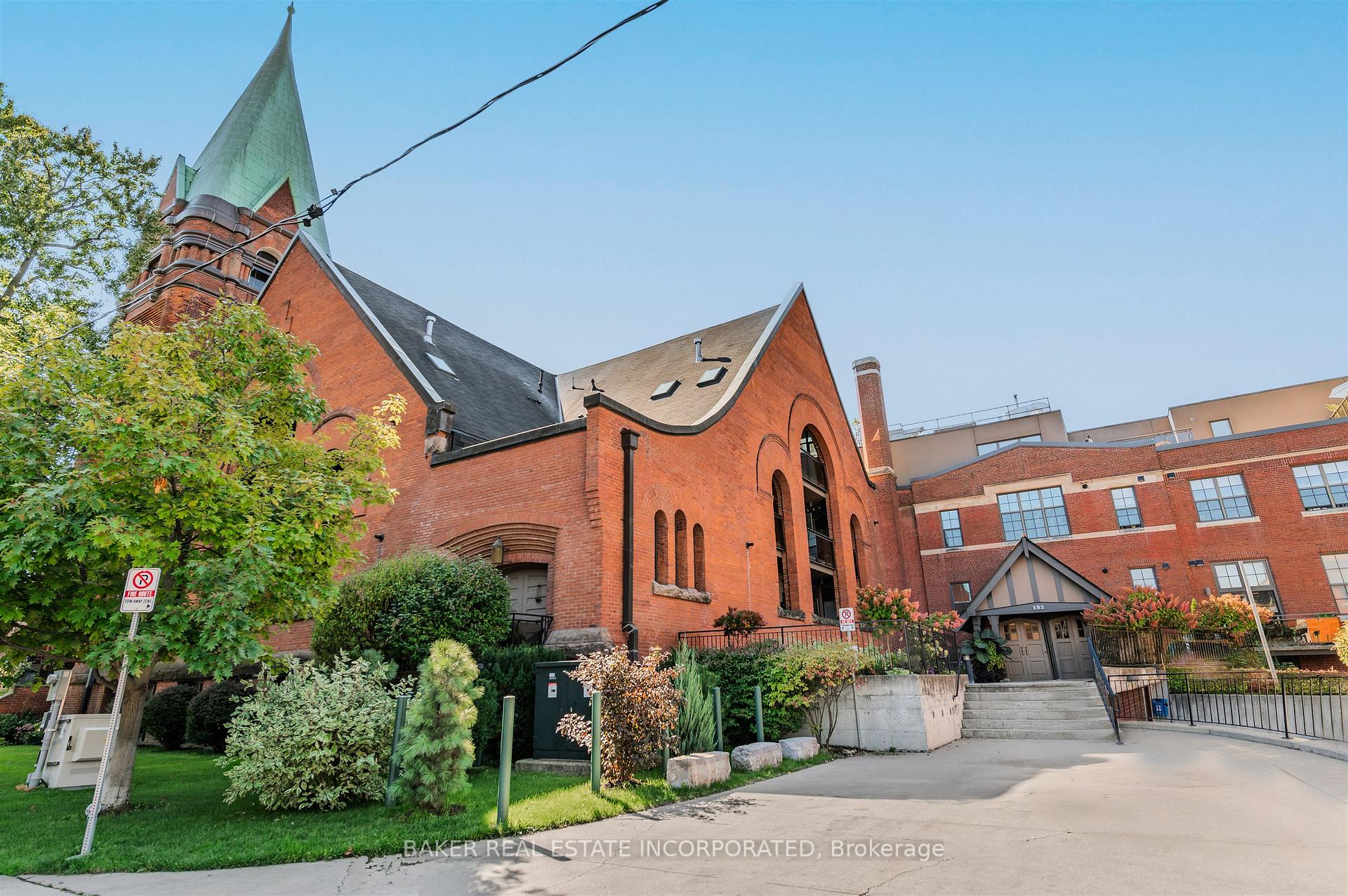 Photo 4 of Unit 107, 152 Annette Street, Toronto, Junction Area — HOMEH