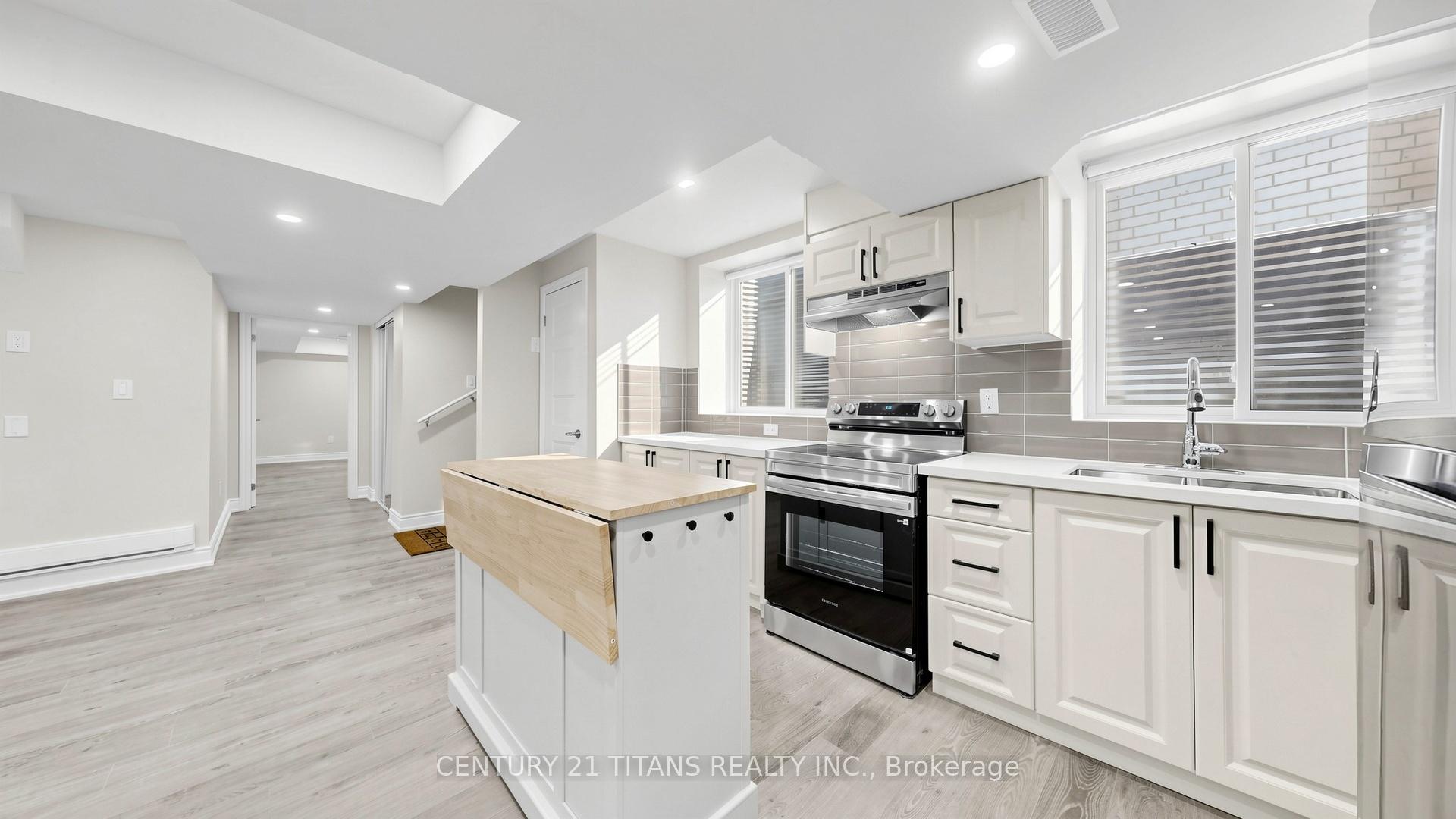 Photo 11 of Unit Lower, 270 Forestwalk Street, Kitchener, Laurentian Hills/Country Hills W — HOMEH