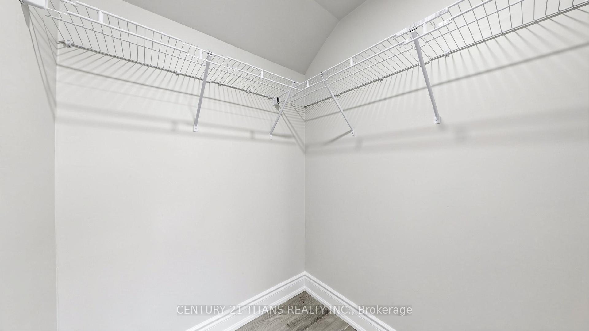 Photo 23 of Unit Lower, 270 Forestwalk Street, Kitchener, Laurentian Hills/Country Hills W — HOMEH