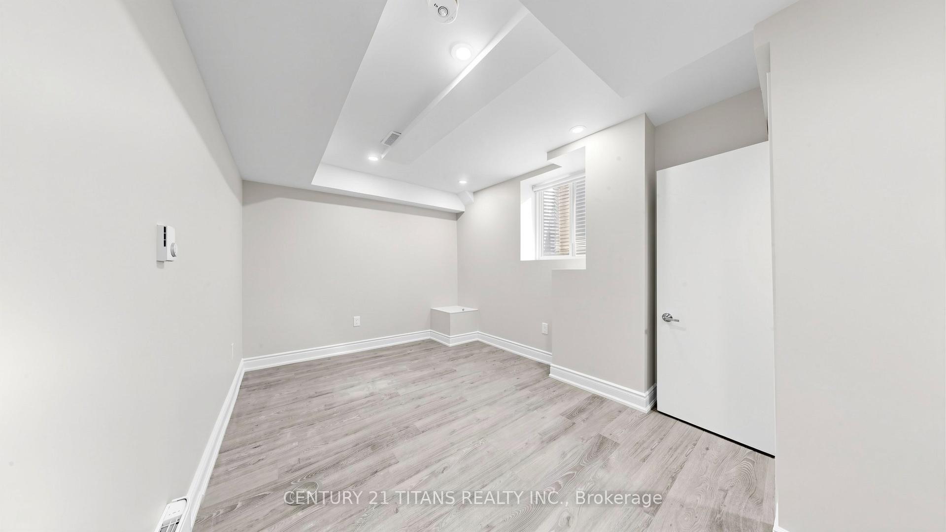 Photo 29 of Unit Lower, 270 Forestwalk Street, Kitchener, Laurentian Hills/Country Hills W — HOMEH