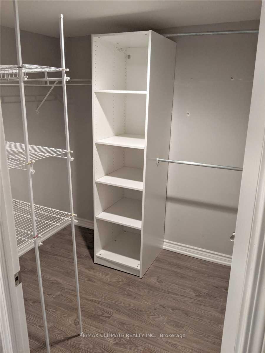 Photo 7 of Unit 202, 1730 Eglinton Avenue E, North York, Victoria Village — HOMEH