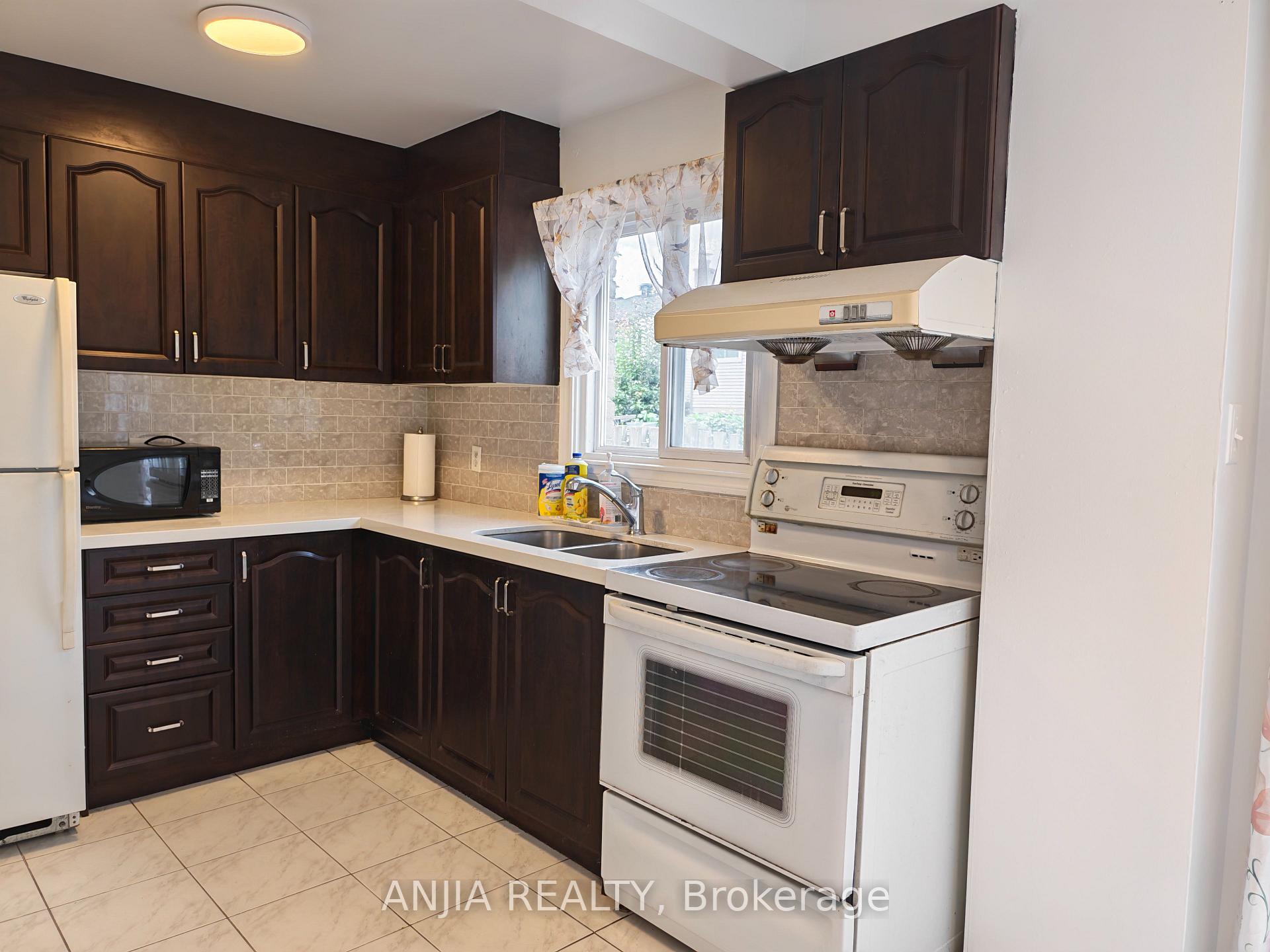 Photo 5 of 5 Muirlands Drive, Scarborough, Milliken — HOMEH