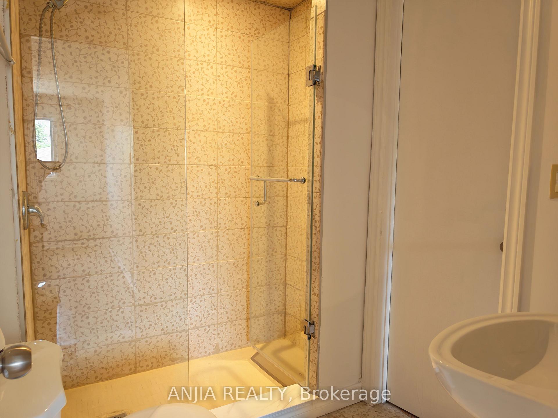 Photo 12 of 5 Muirlands Drive, Scarborough, Milliken — HOMEH