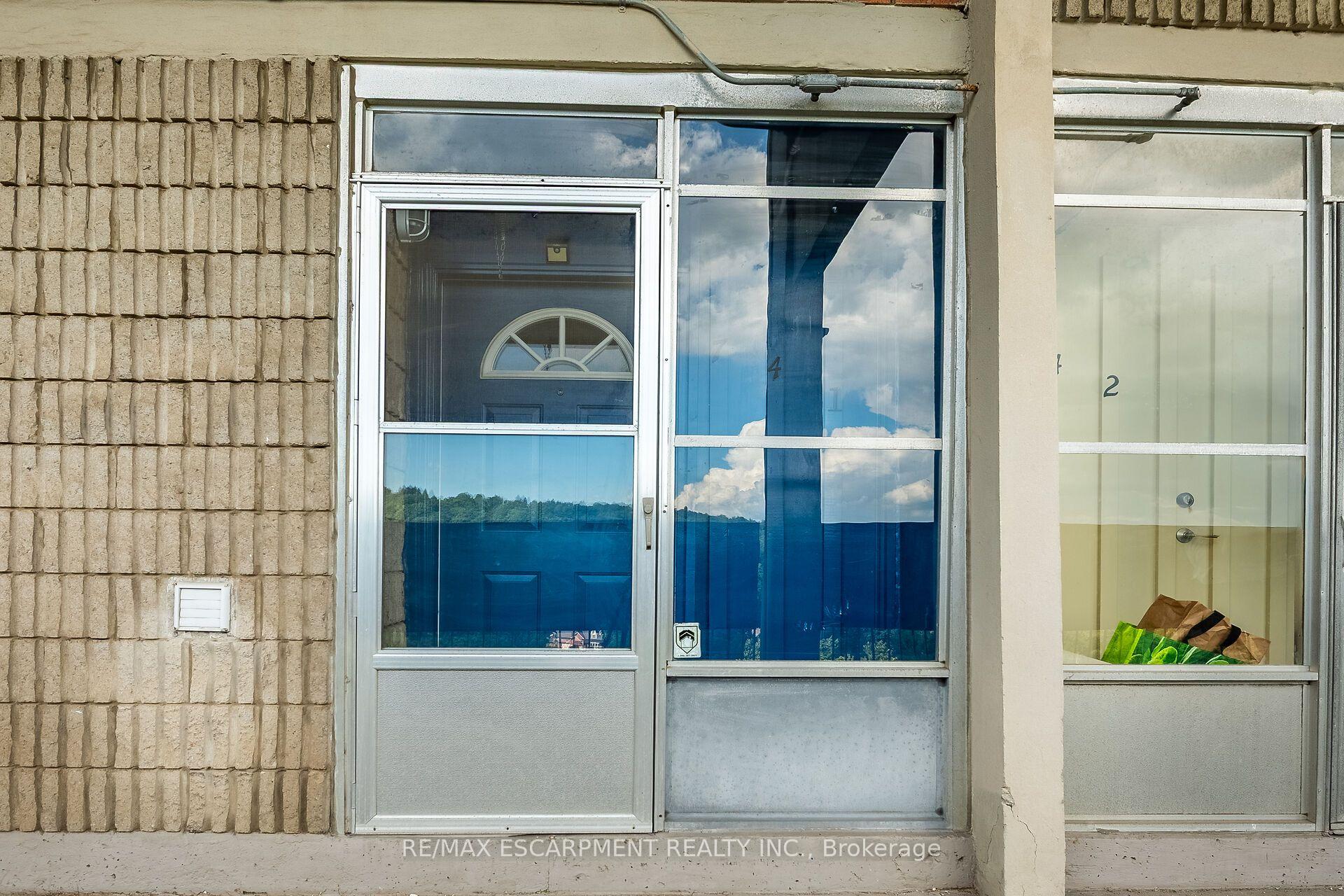 Photo 10 of Unit 741, 350 Quigley Road, Hamilton, Vincent — HOMEH