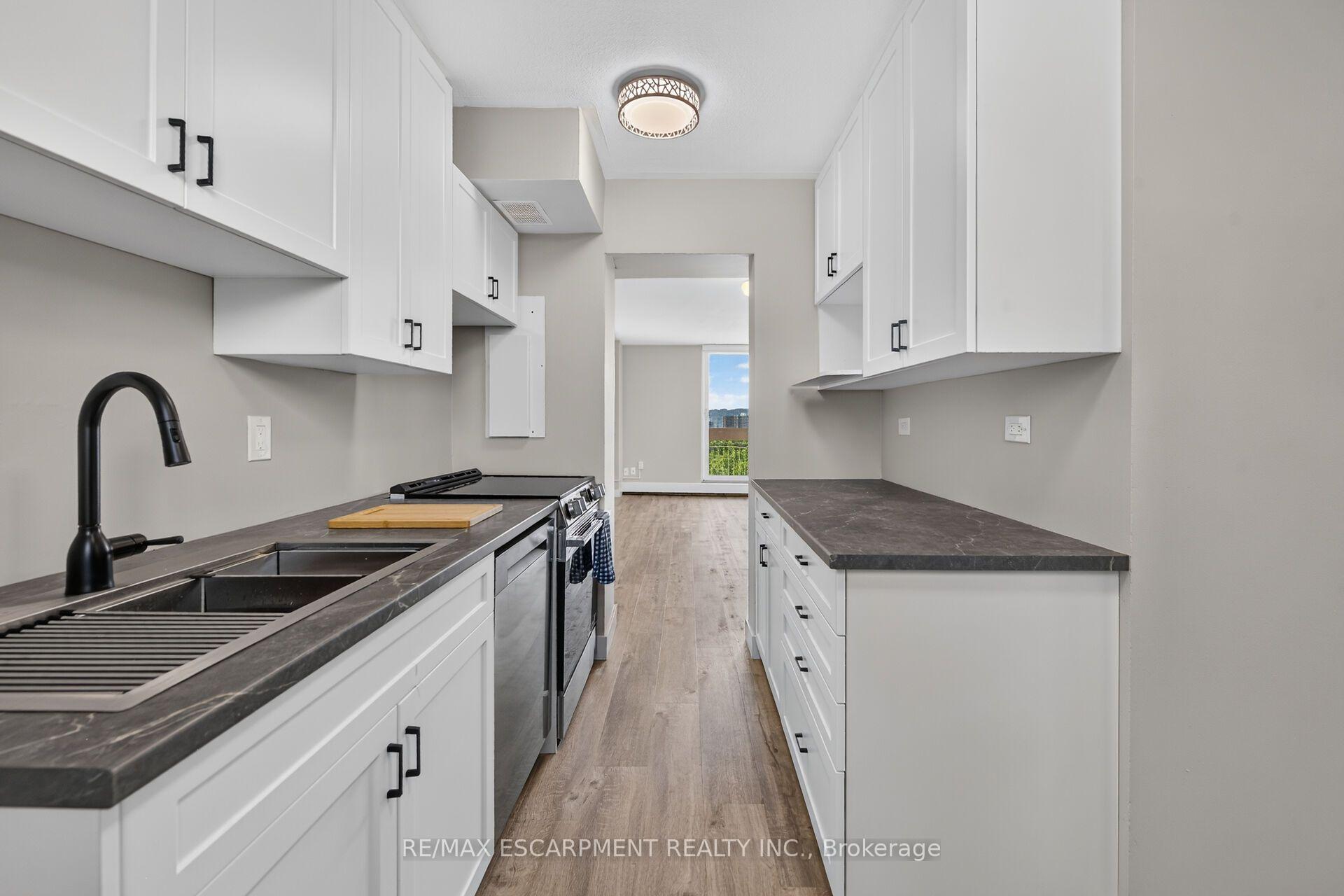 Photo 13 of Unit 741, 350 Quigley Road, Hamilton, Vincent — HOMEH