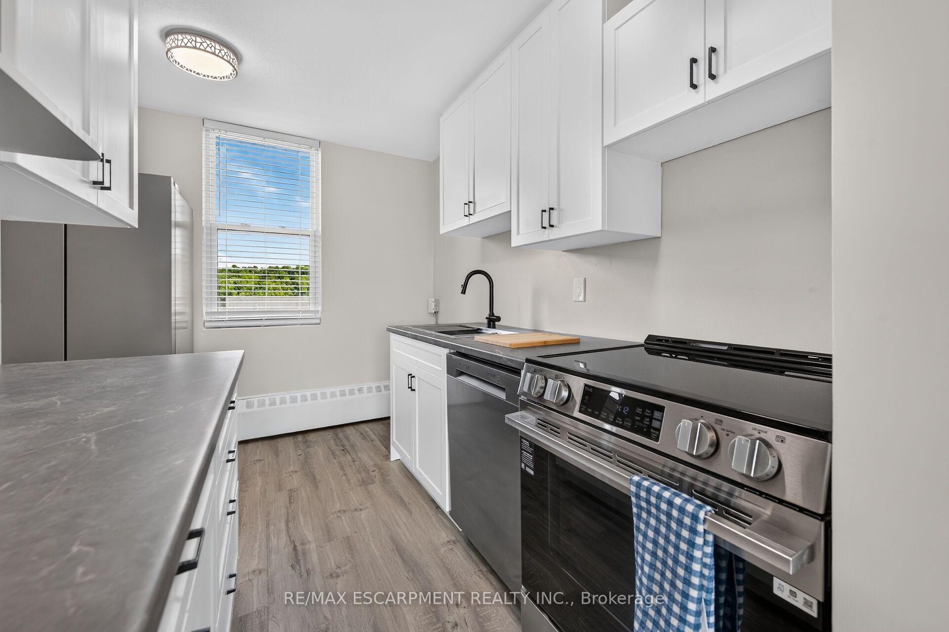 Photo 14 of Unit 741, 350 Quigley Road, Hamilton, Vincent — HOMEH