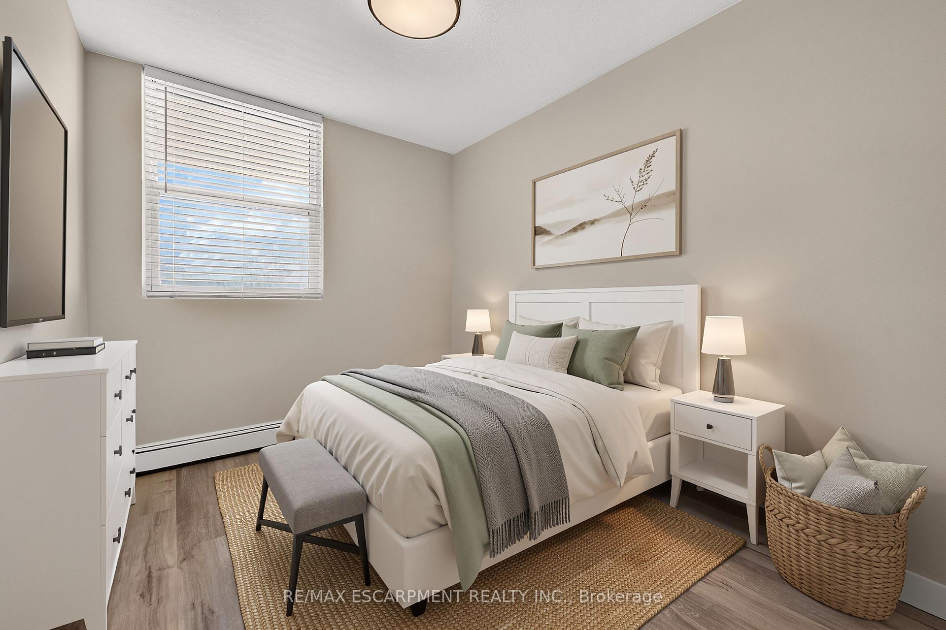 Photo 25 of Unit 741, 350 Quigley Road, Hamilton, Vincent — HOMEH