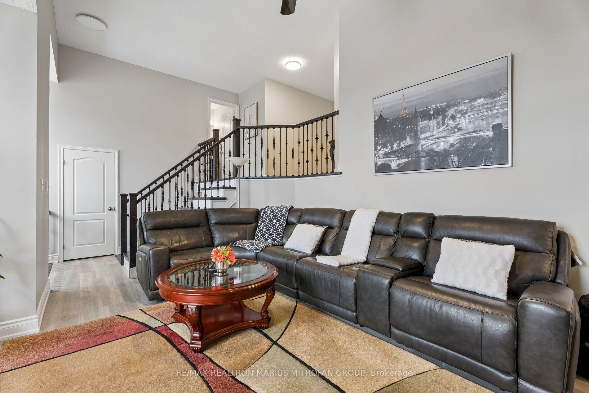 Photo 6 of 58 Whiterock Avenue, Hamilton, Villages of Glancaster — HOMEH