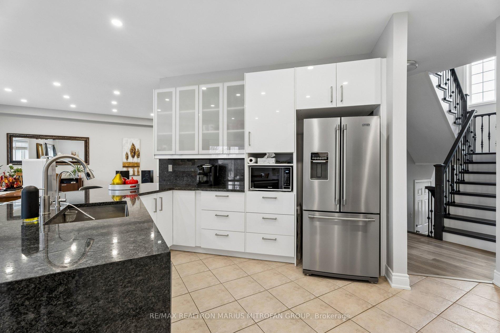 Photo 13 of 58 Whiterock Avenue, Hamilton, Villages of Glancaster — HOMEH