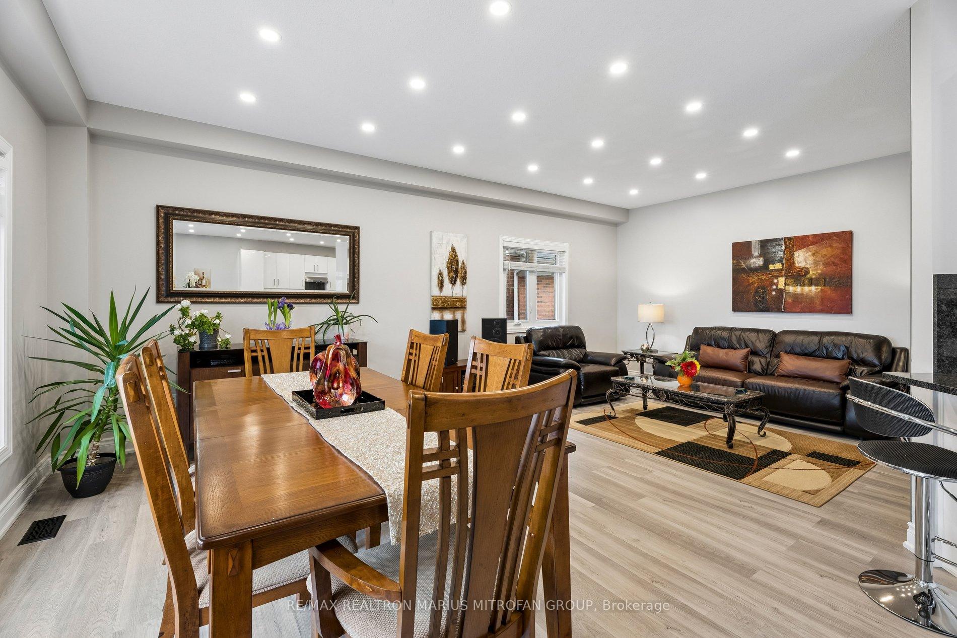 Photo 21 of 58 Whiterock Avenue, Hamilton, Villages of Glancaster — HOMEH